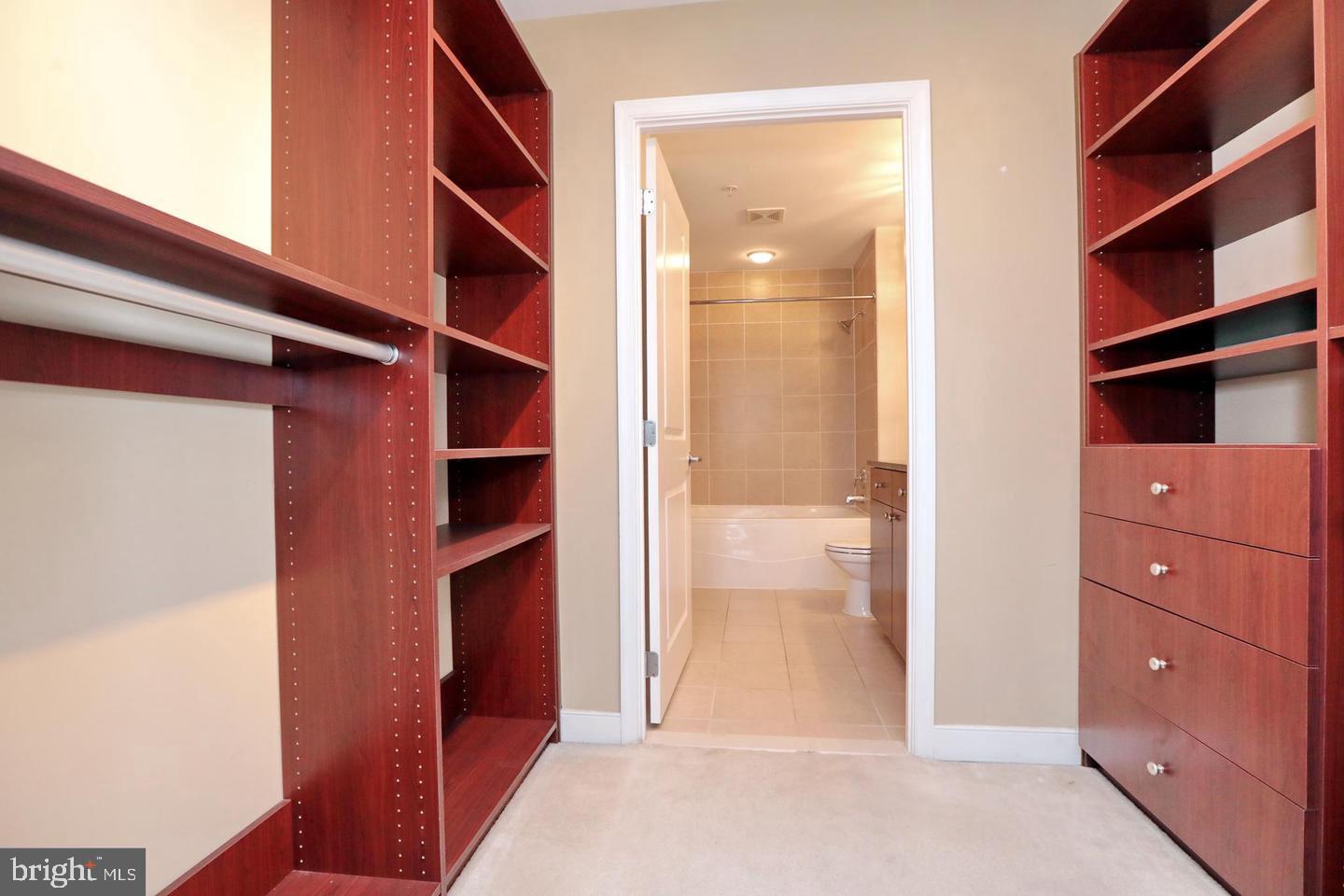 ONE NATIONAL HARBOR CONDOMINIUM - Residential Lease