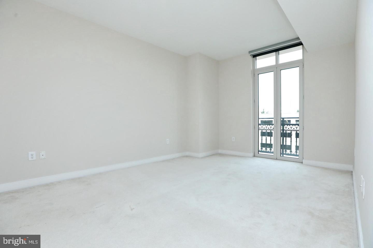 ONE NATIONAL HARBOR CONDOMINIUM - Residential Lease