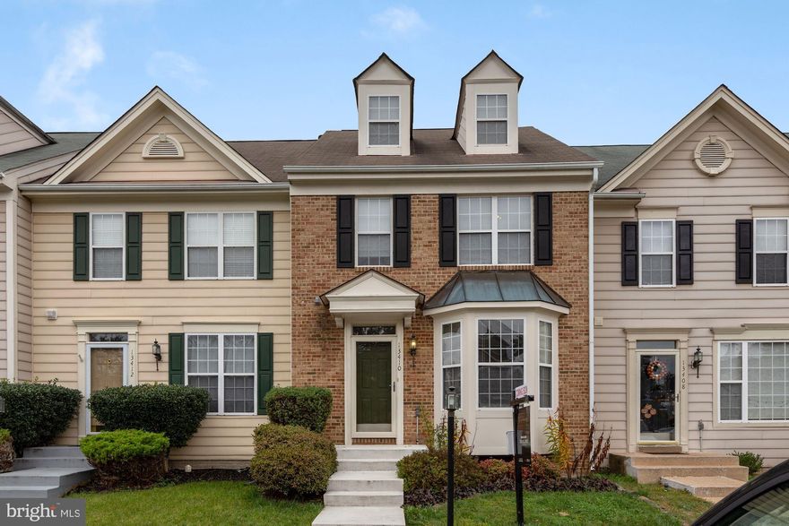 Offers due Today by 5pm.  4 LEVEL COLONIAL Townhouse IN SOUGHT AFTER KINGSBROOKE **UPPER LOFT = 4TH BEDROOM, DEN OR HOME OFFICE*HARDWOODS* Formal Living/dining rooms *EAT-IN KITCHEN *Master Suite W/HEART SHAPED TUB*WALK-IN CLOSET*REC RM W/GAS Fireplace W/WALKOUT TO PATIO & FENCED YARD*GREAT CENTRAL LOCATION*CLOSE TO VRE, SHOPS/SCHOOLS & RTS 66,28, & 29.   New water heater (2019); new gas range (2020); new dishwasher (2020); new wood trim on bay window and loft windows (2019); deck cleaned & stained (2019); rear fence portion and gate replaced (2019); new garbage disposal (2019); HVAC replaced (2013) and maintained with twice-yearly service checks; all new faucets and shut-off valves (2019). One designated parking spot, with plenty of additional parking. Community includes pool, two playgrounds, multiple dog waste stations, & Bristow Run Elementary School. Minutes from Gainesville?s Virginia Gateway shopping center (wide variety of restaurants, stores); multiple grocery stores (Giant; Harris Teeter; Safeway; Wegmans; Target); Vint Hill Dog Park.