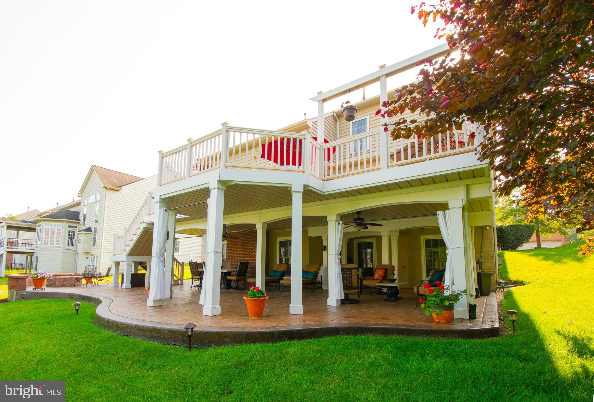 LANSDOWNE ON THE POTOMAC - Residential