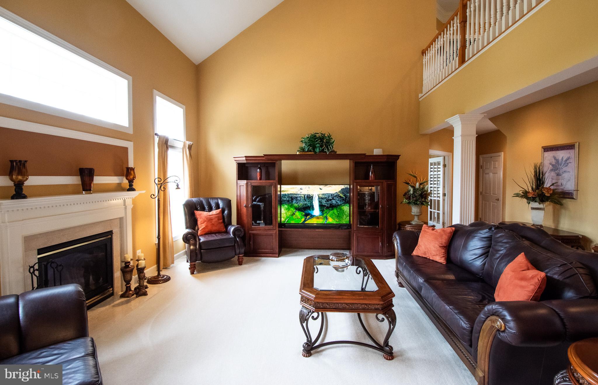 LANSDOWNE ON THE POTOMAC - Residential