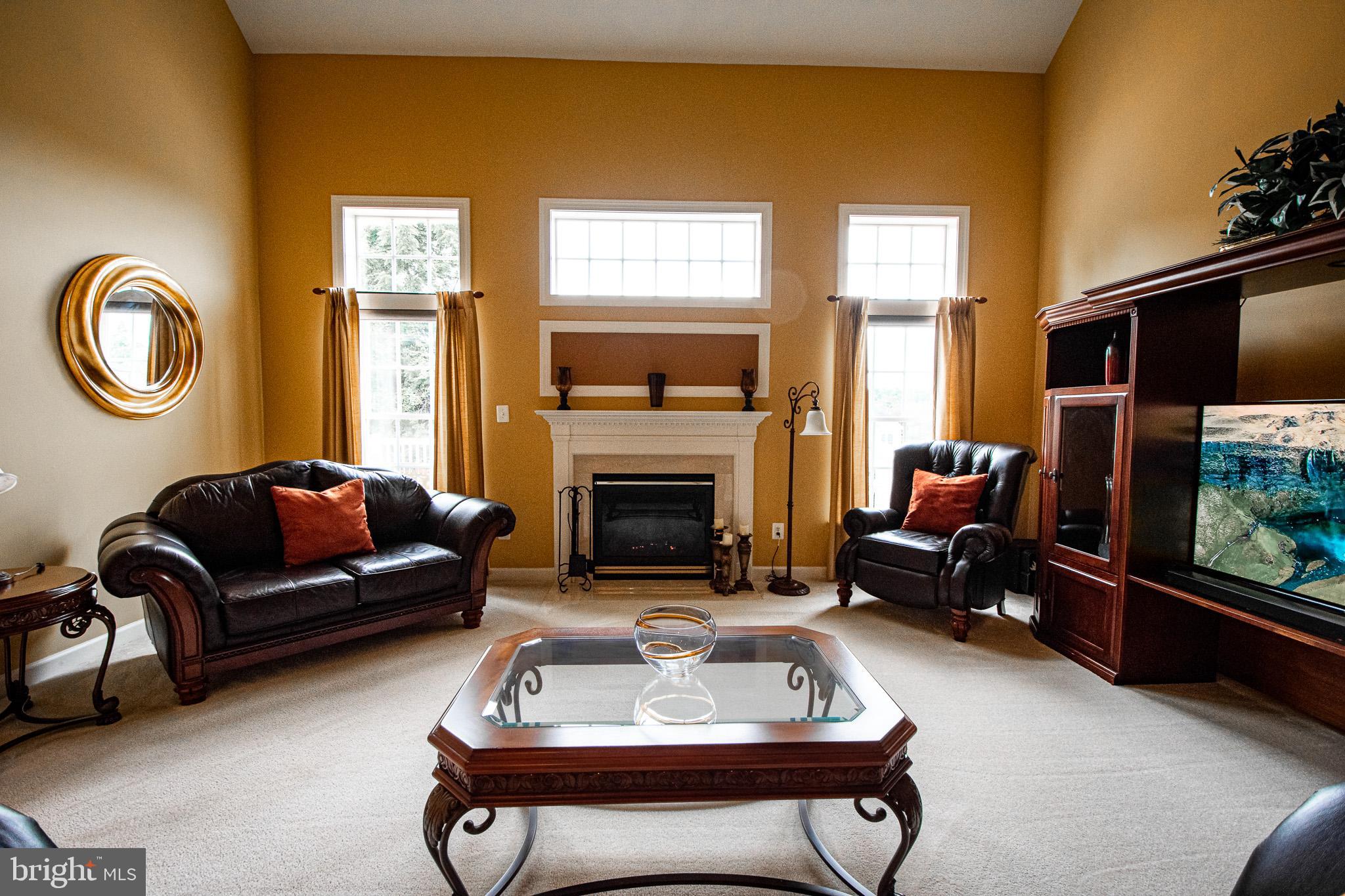 LANSDOWNE ON THE POTOMAC - Residential