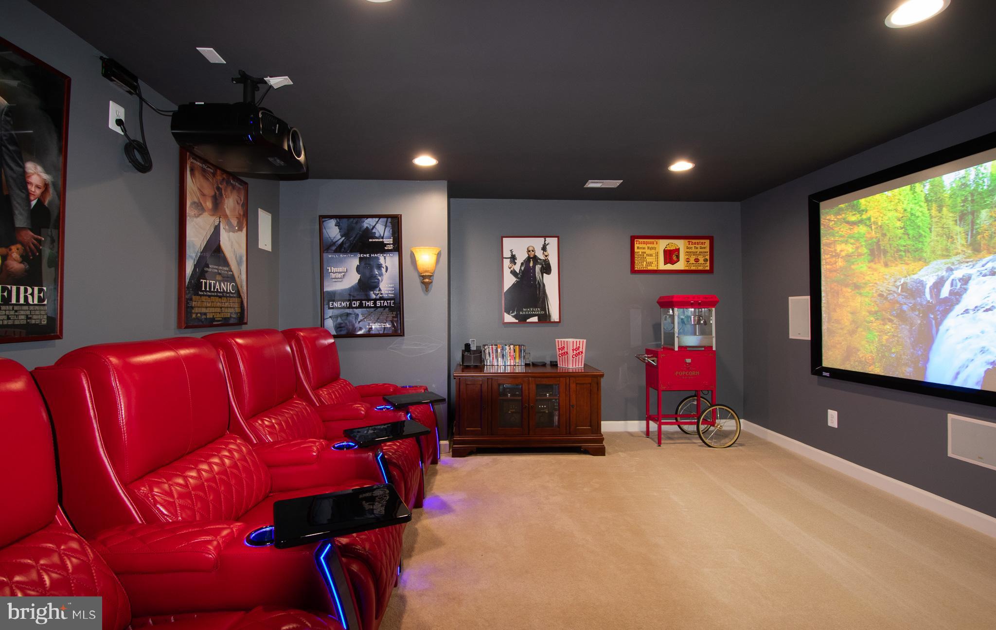 LANSDOWNE ON THE POTOMAC - Residential