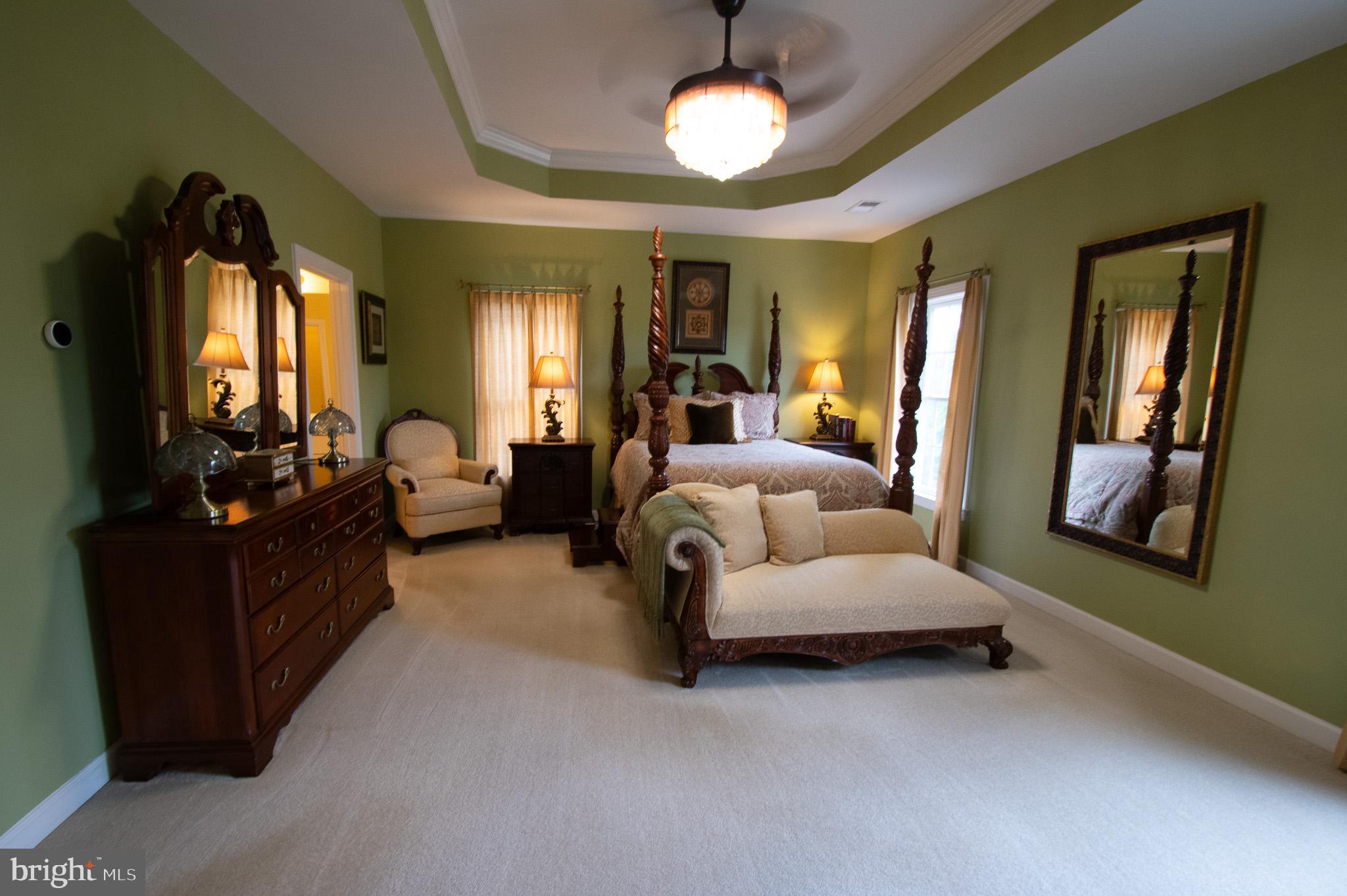 LANSDOWNE ON THE POTOMAC - Residential