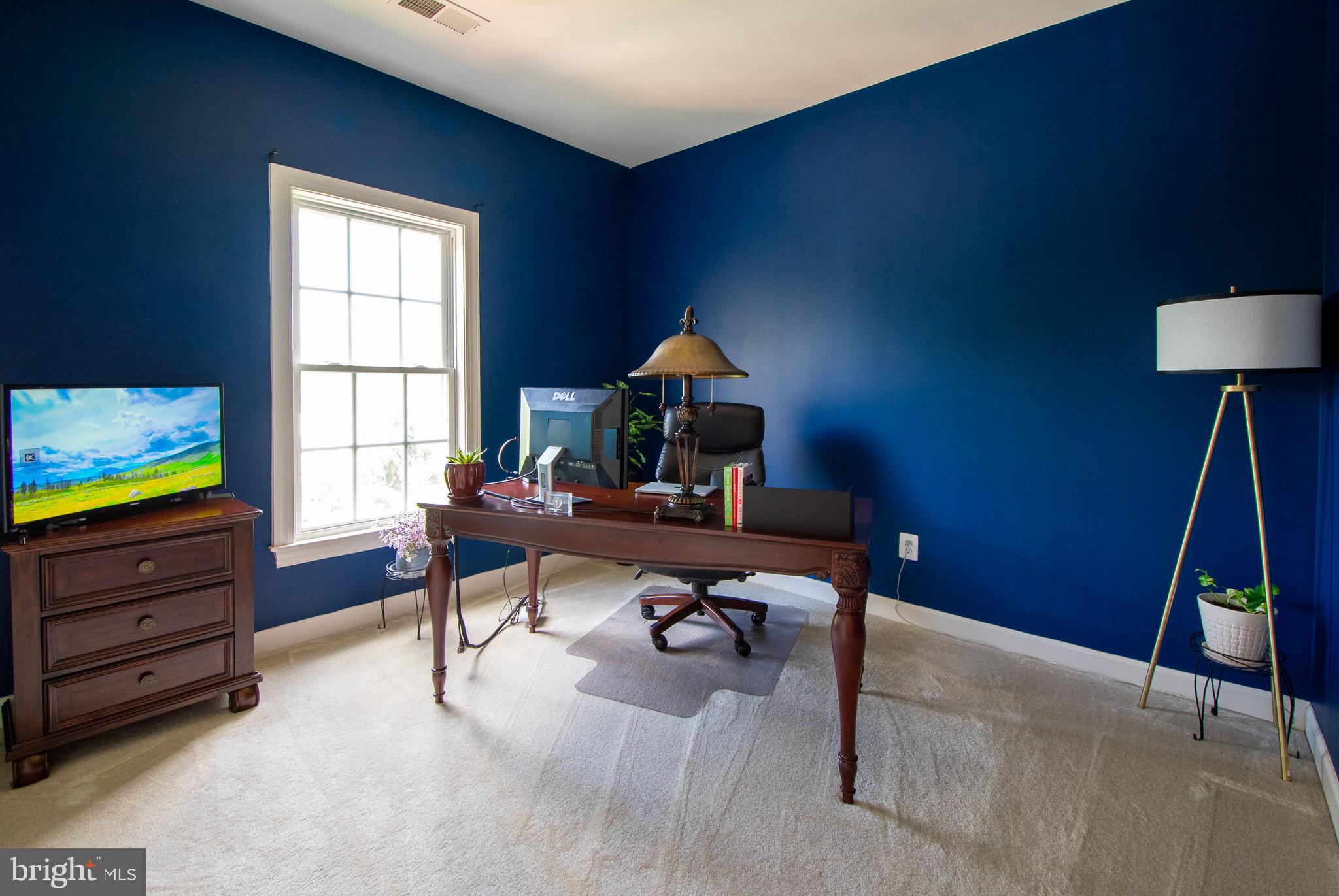 LANSDOWNE ON THE POTOMAC - Residential