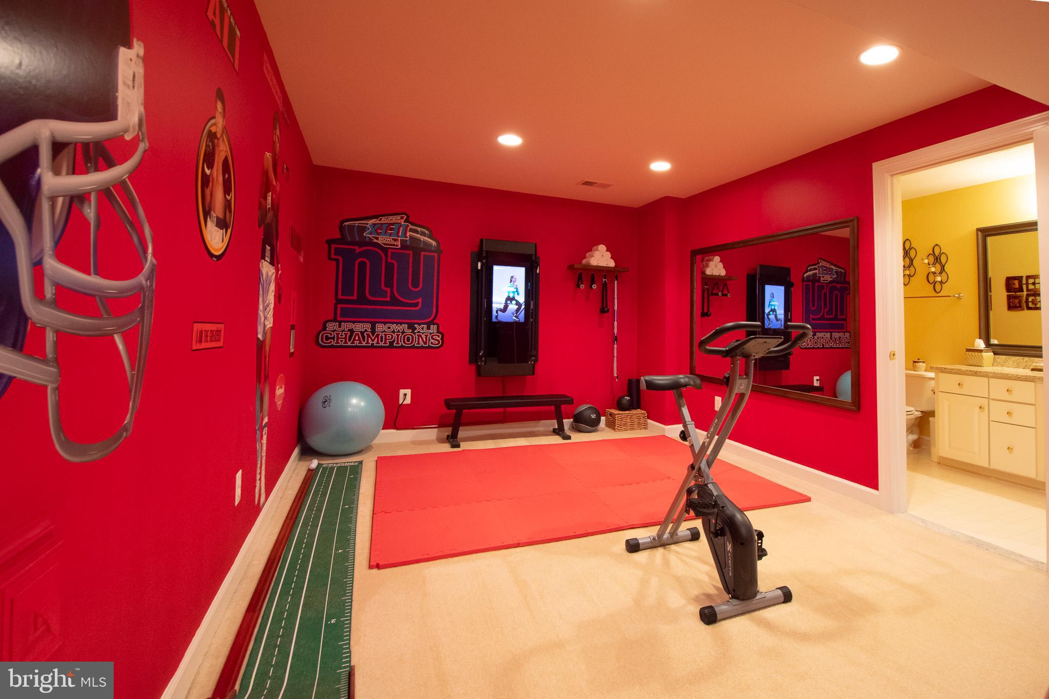 LANSDOWNE ON THE POTOMAC - Residential