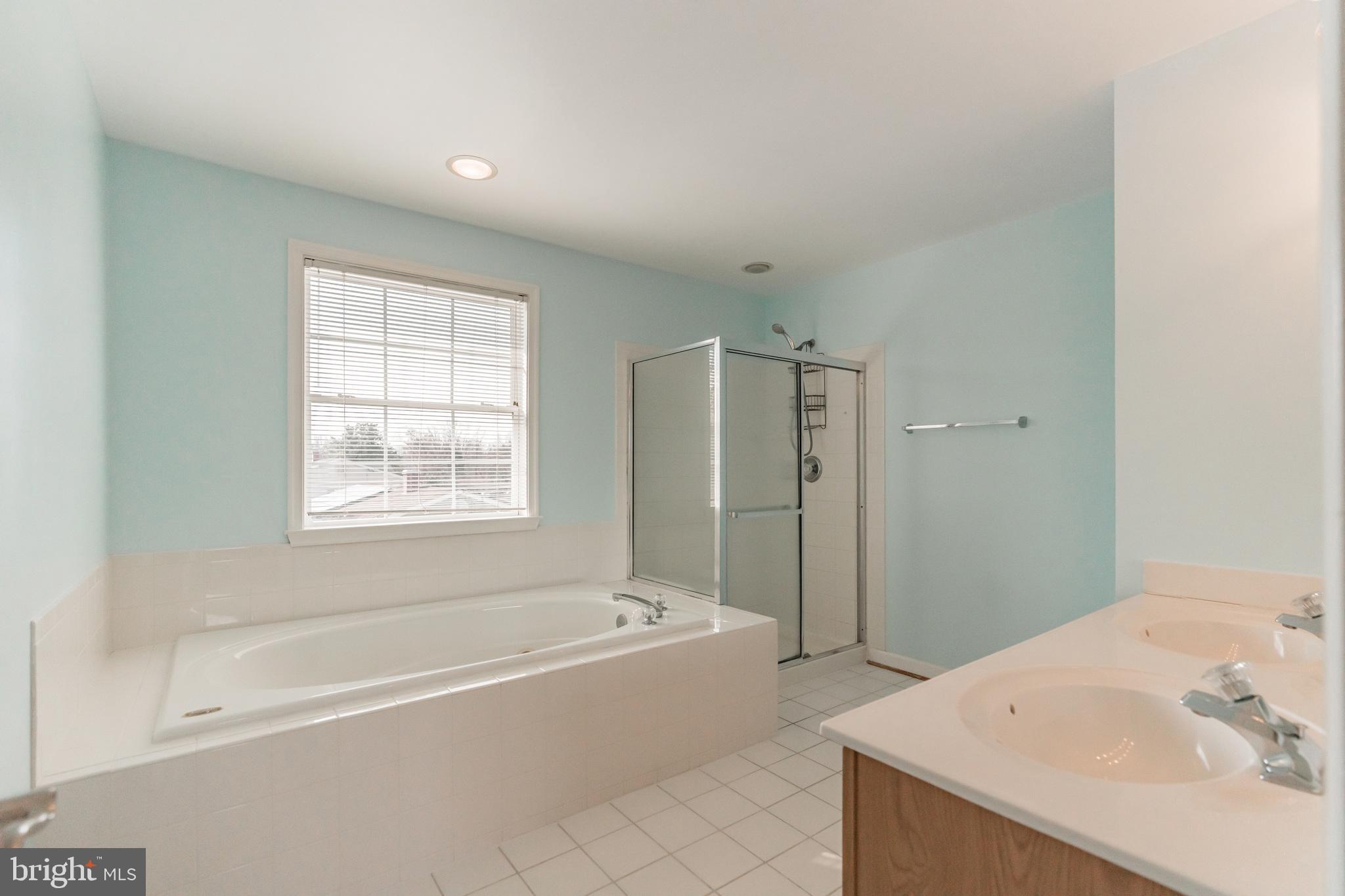 COVENTRY ESTATES - Residential