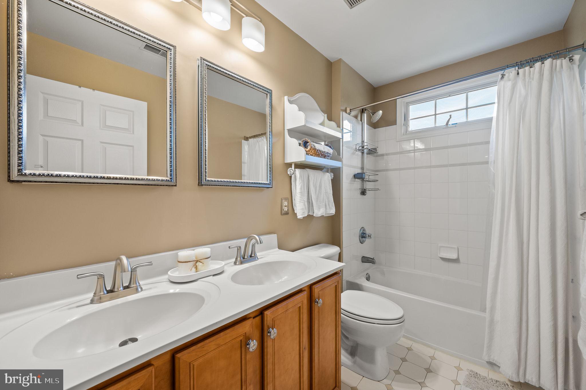 GARNET VALLEY WOODS - Residential