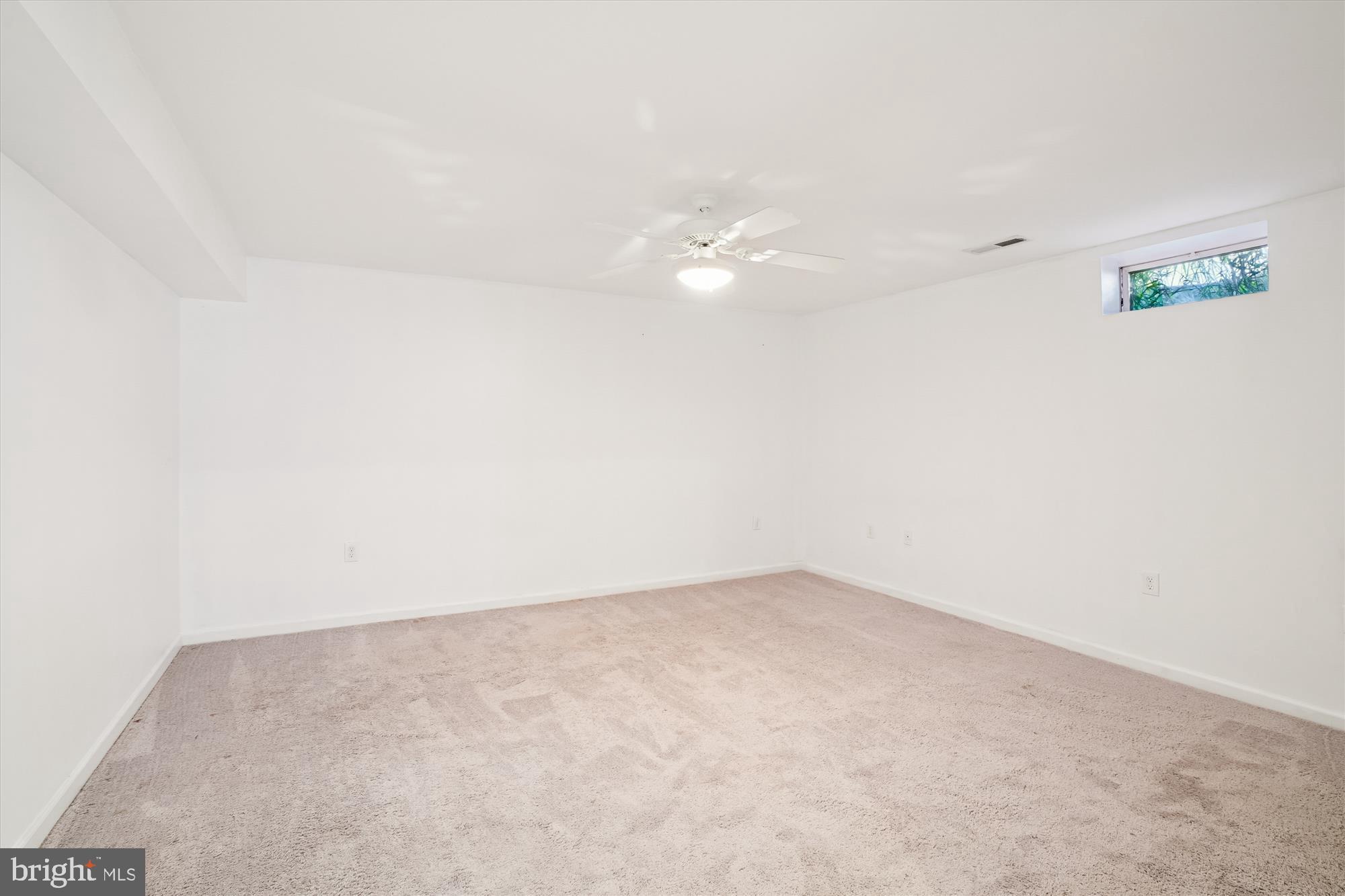 STRATFORD PLACE - Residential