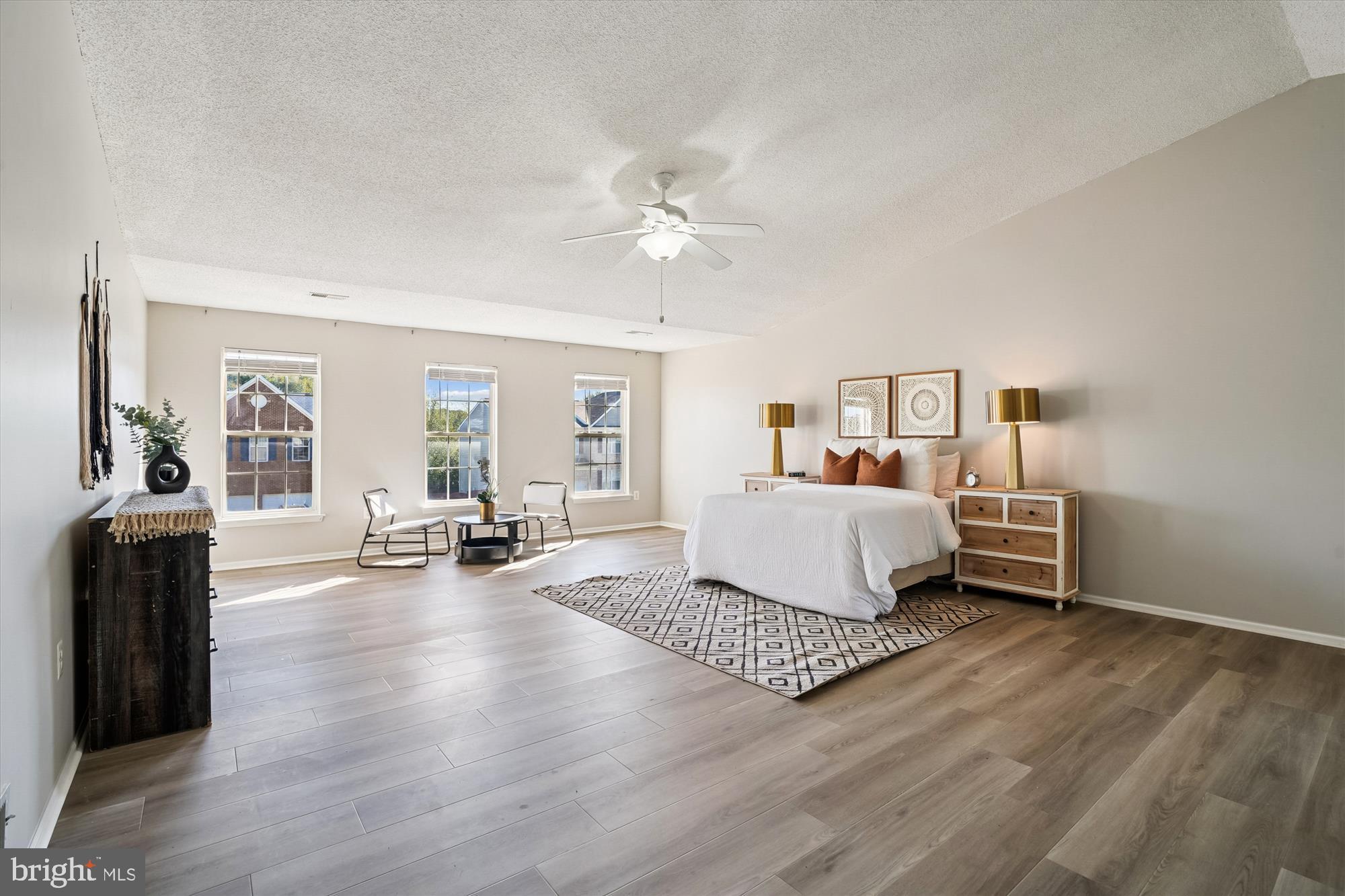 STRATFORD PLACE - Residential