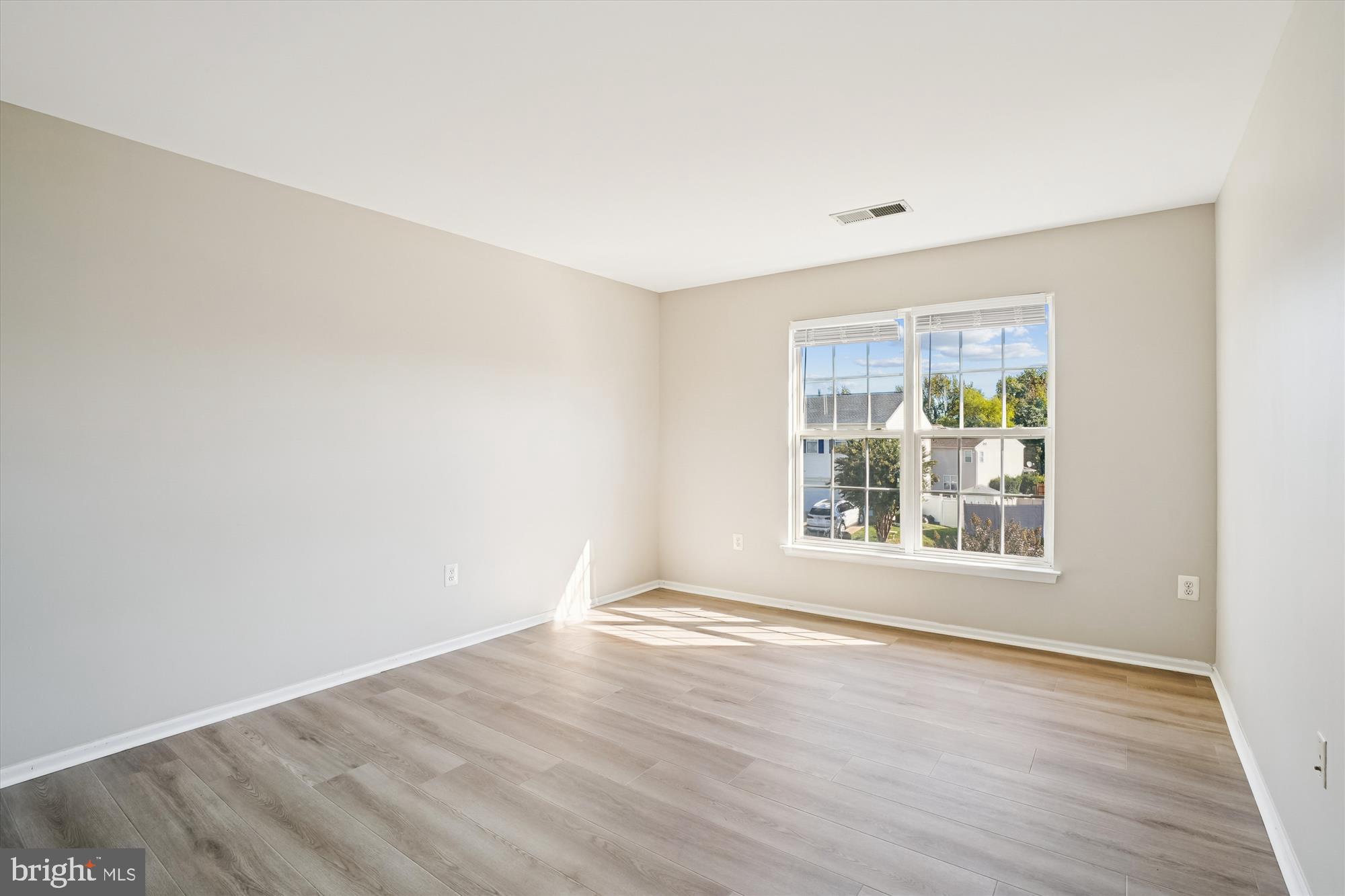 STRATFORD PLACE - Residential