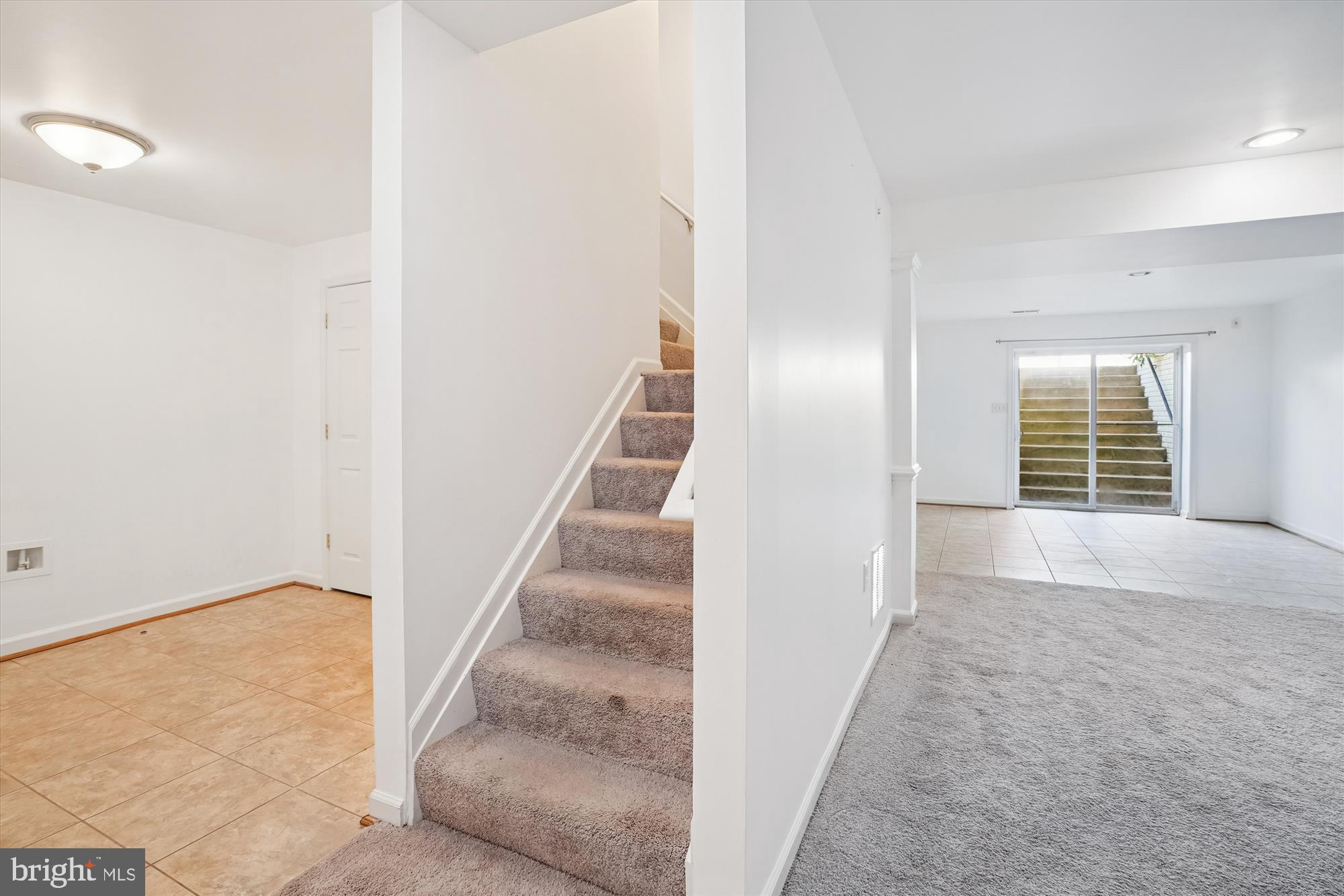 STRATFORD PLACE - Residential