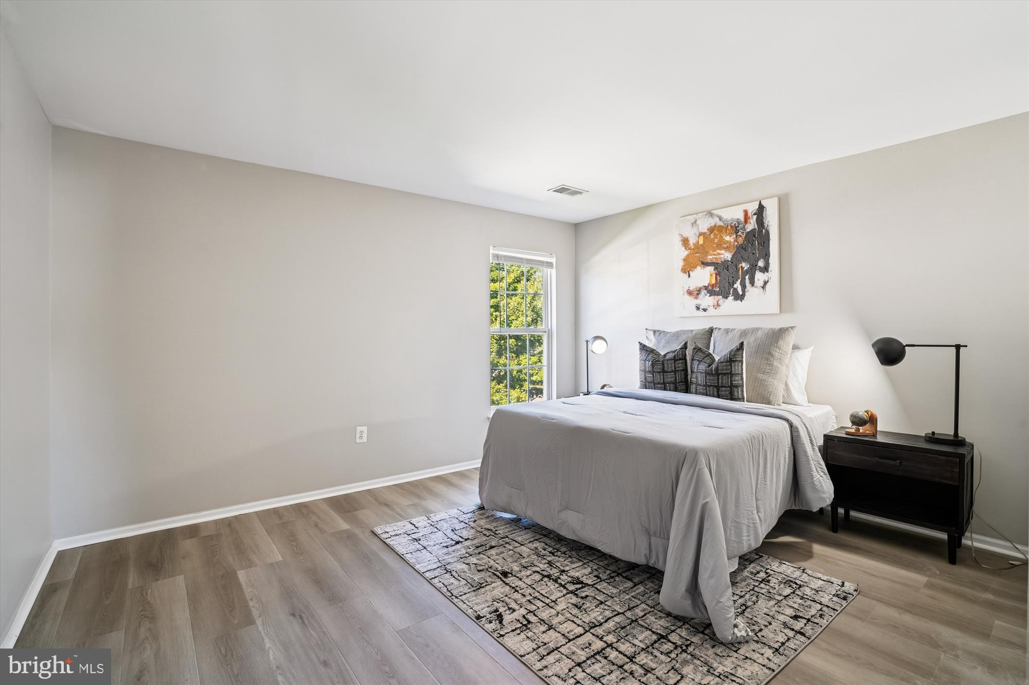 STRATFORD PLACE - Residential