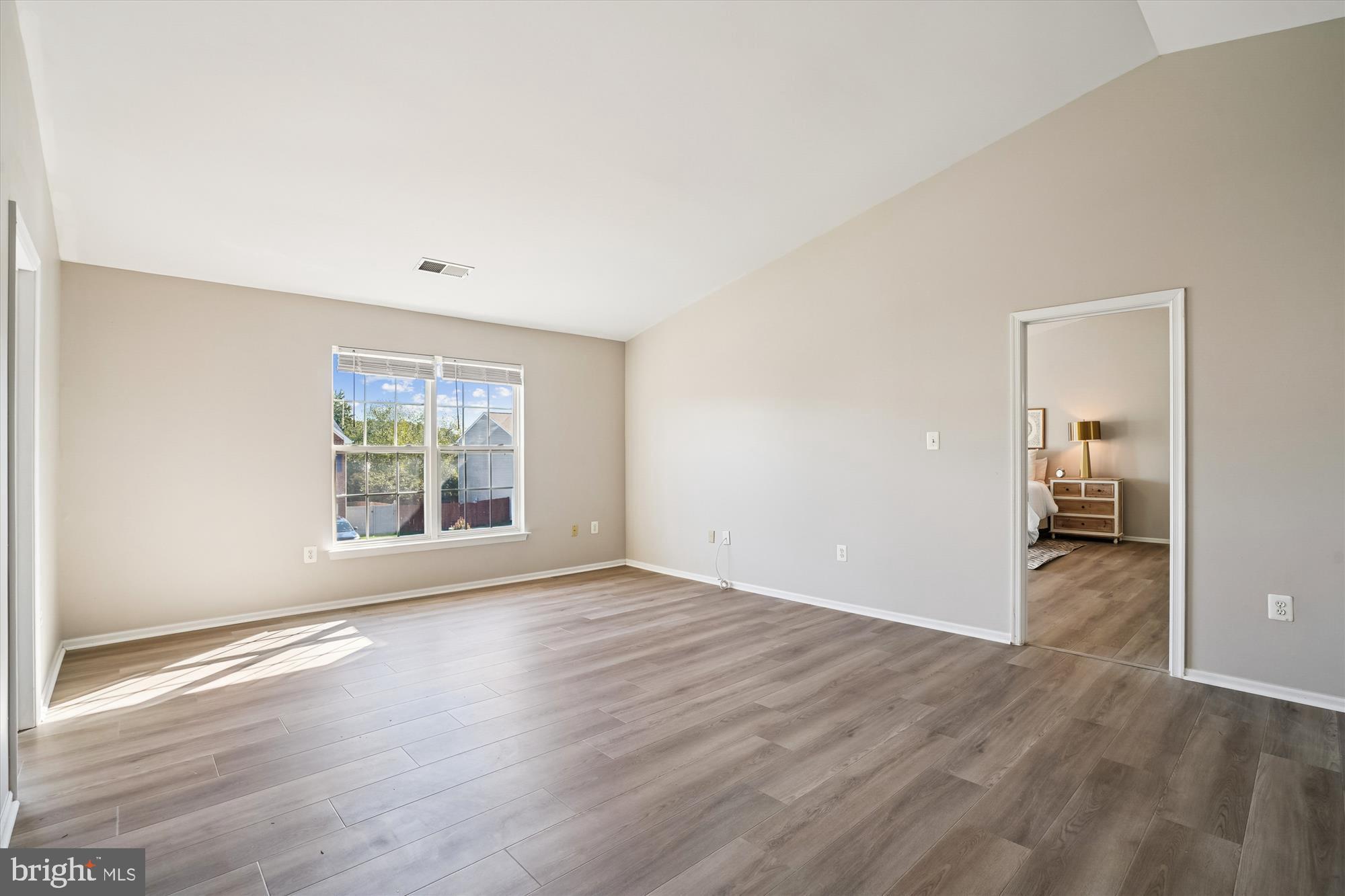 STRATFORD PLACE - Residential