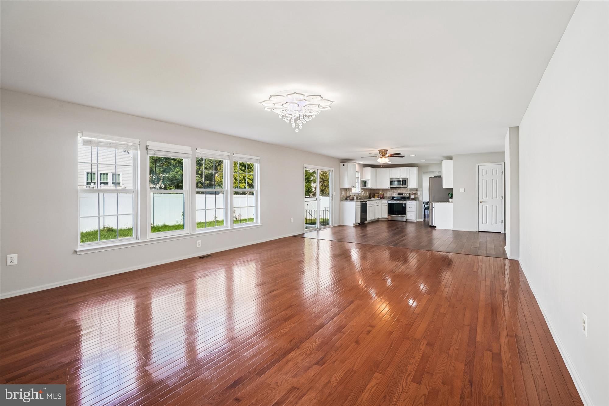 STRATFORD PLACE - Residential