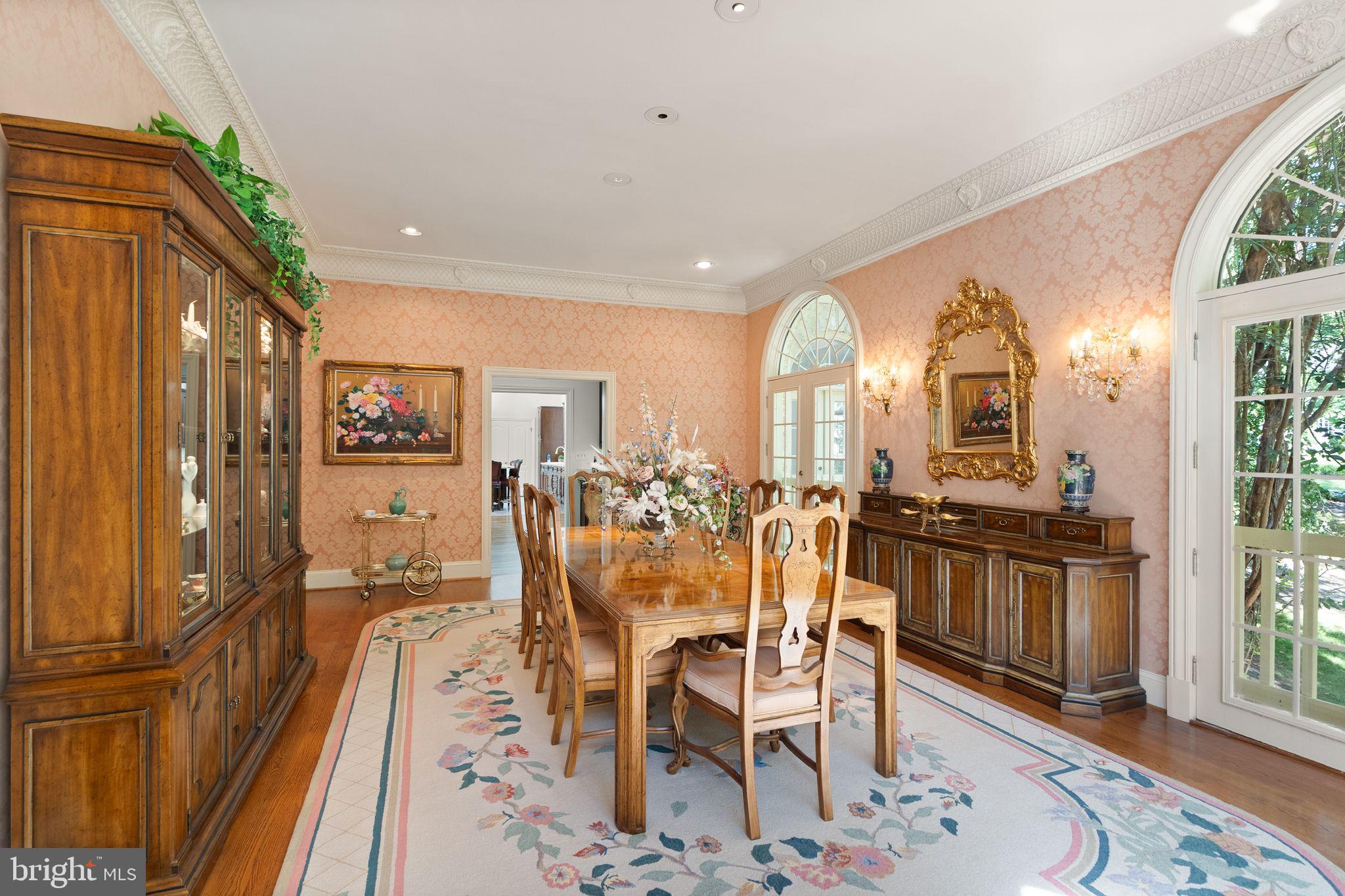 FALCONHURST - Residential