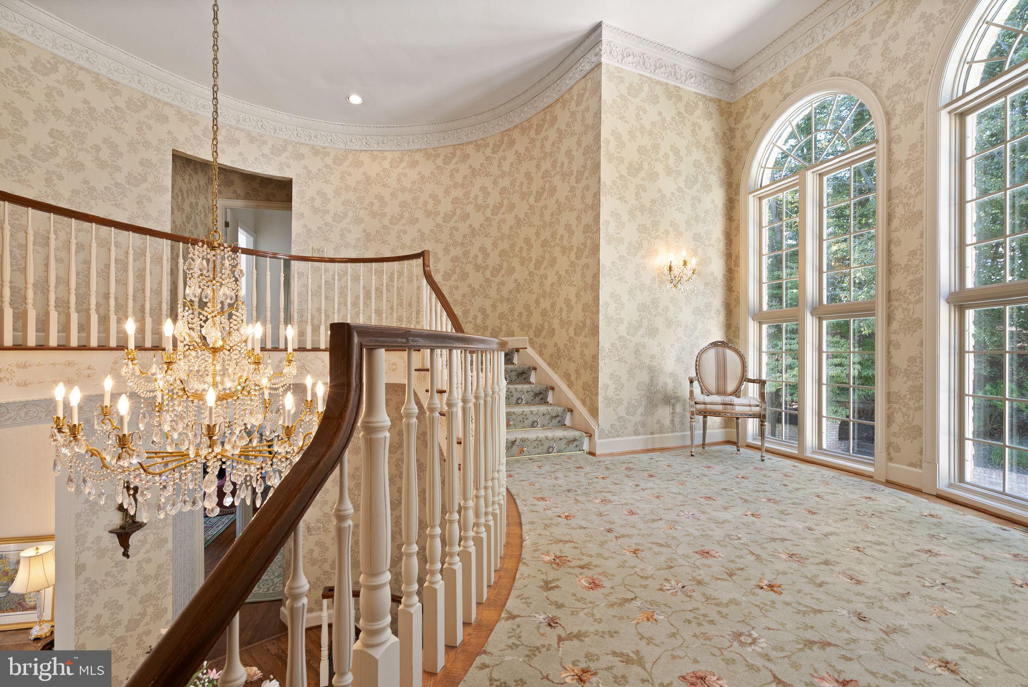 FALCONHURST - Residential