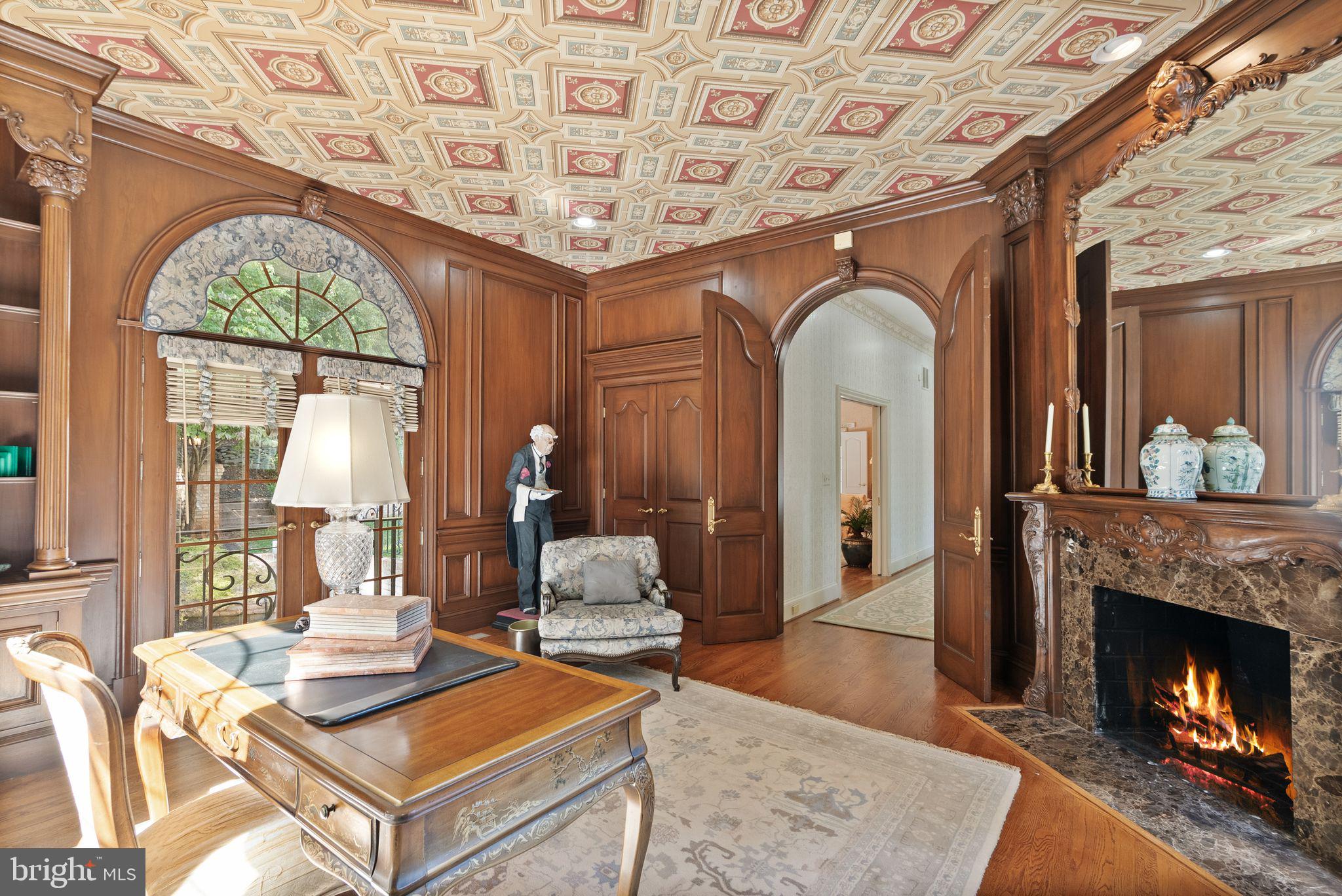 FALCONHURST - Residential