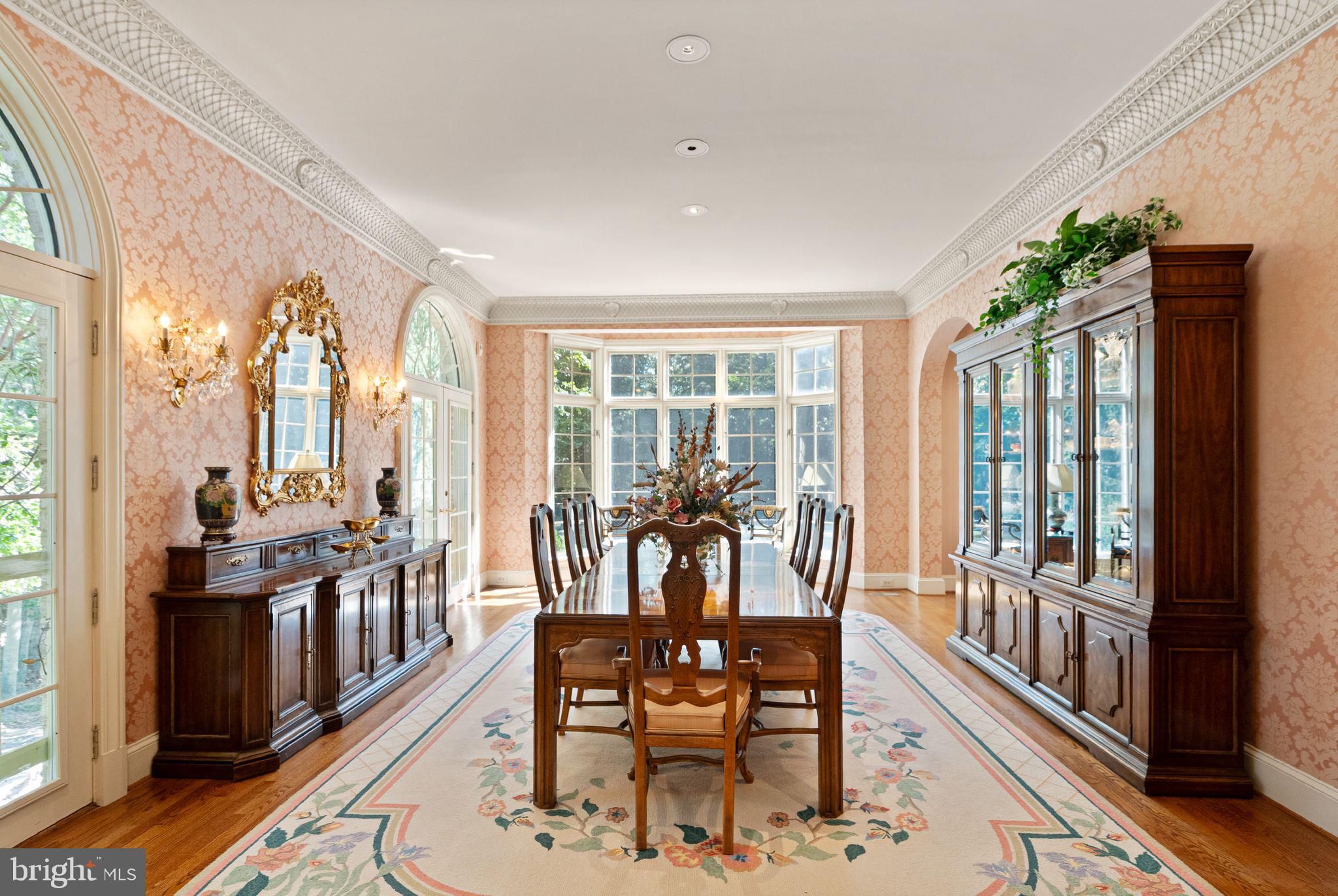 FALCONHURST - Residential