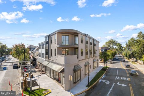 151 KINGS HIGHWAY E B HADDONFIELD NJ 08033