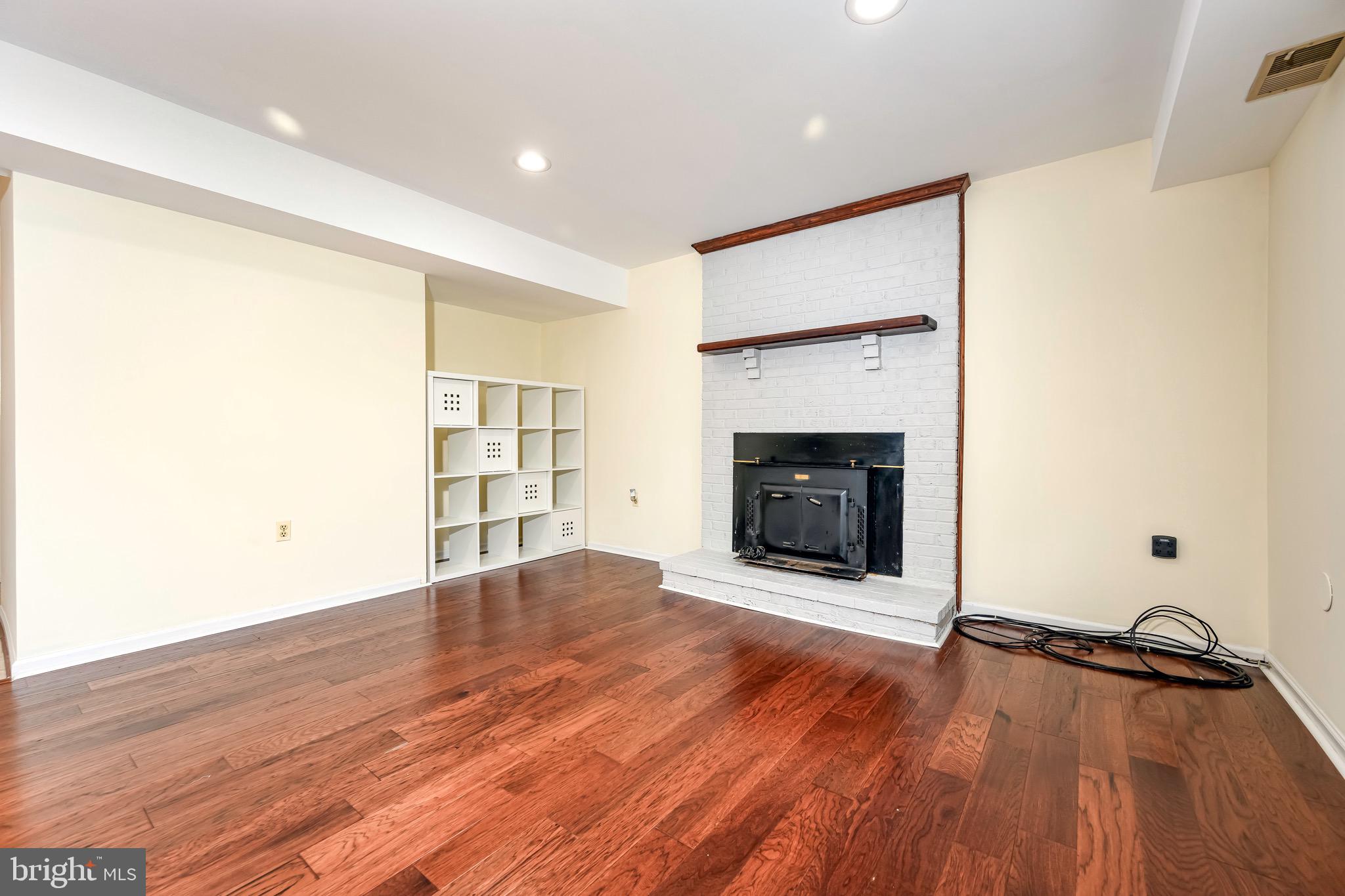 HORIZON HILL - Residential Lease