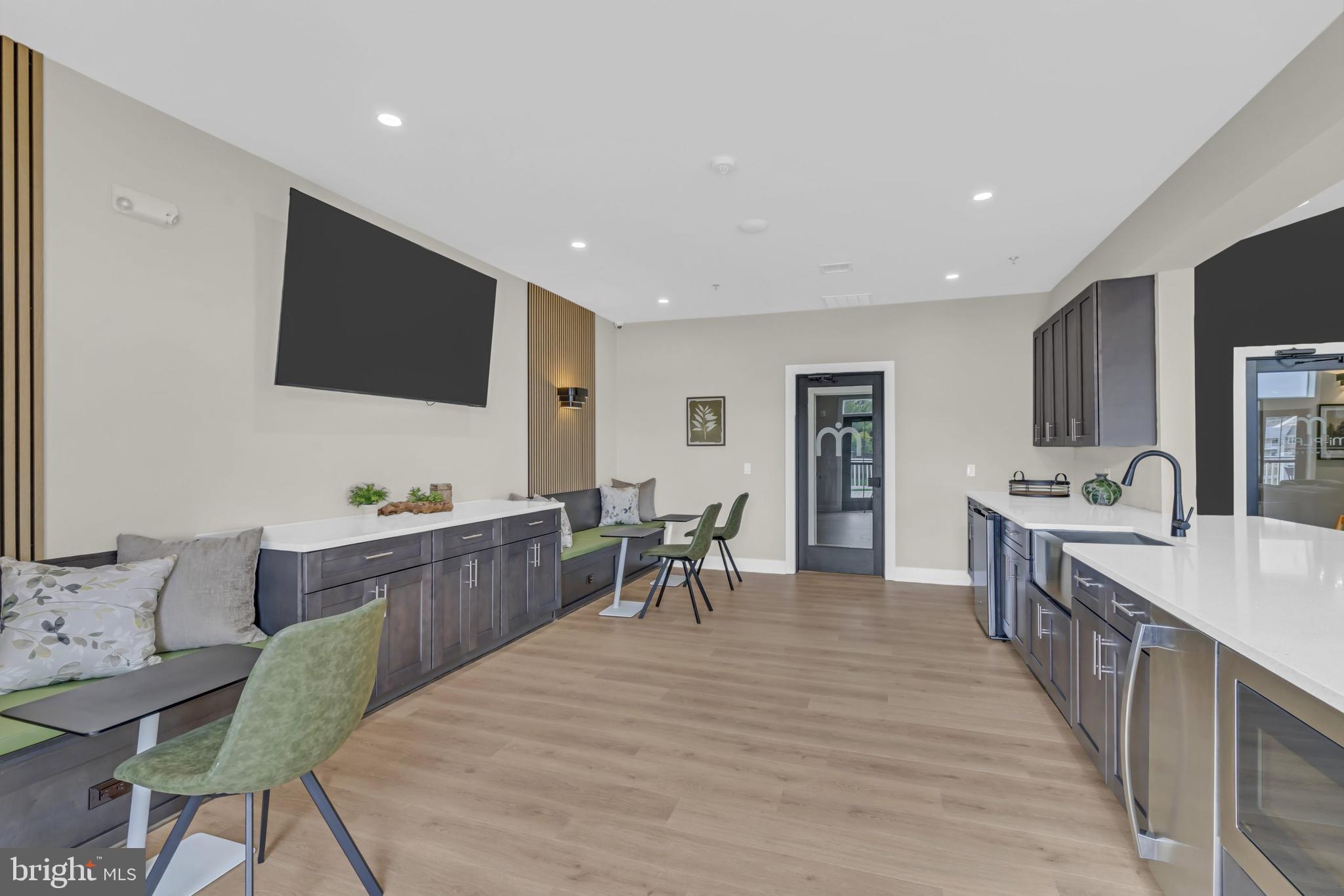 MI-PLACE AT DOWNINGTOWN - Residential Lease