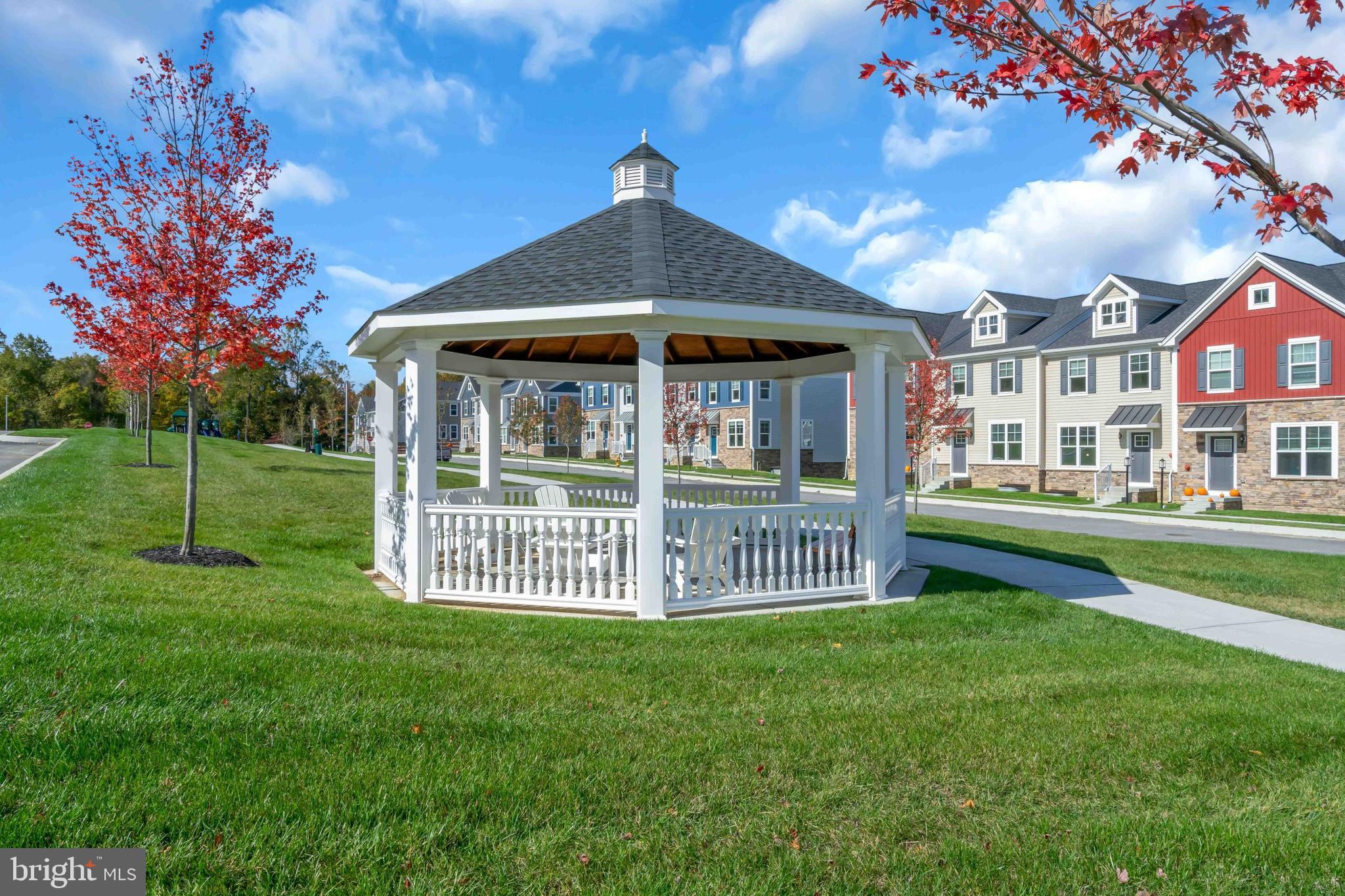 MI-PLACE AT DOWNINGTOWN - Residential Lease