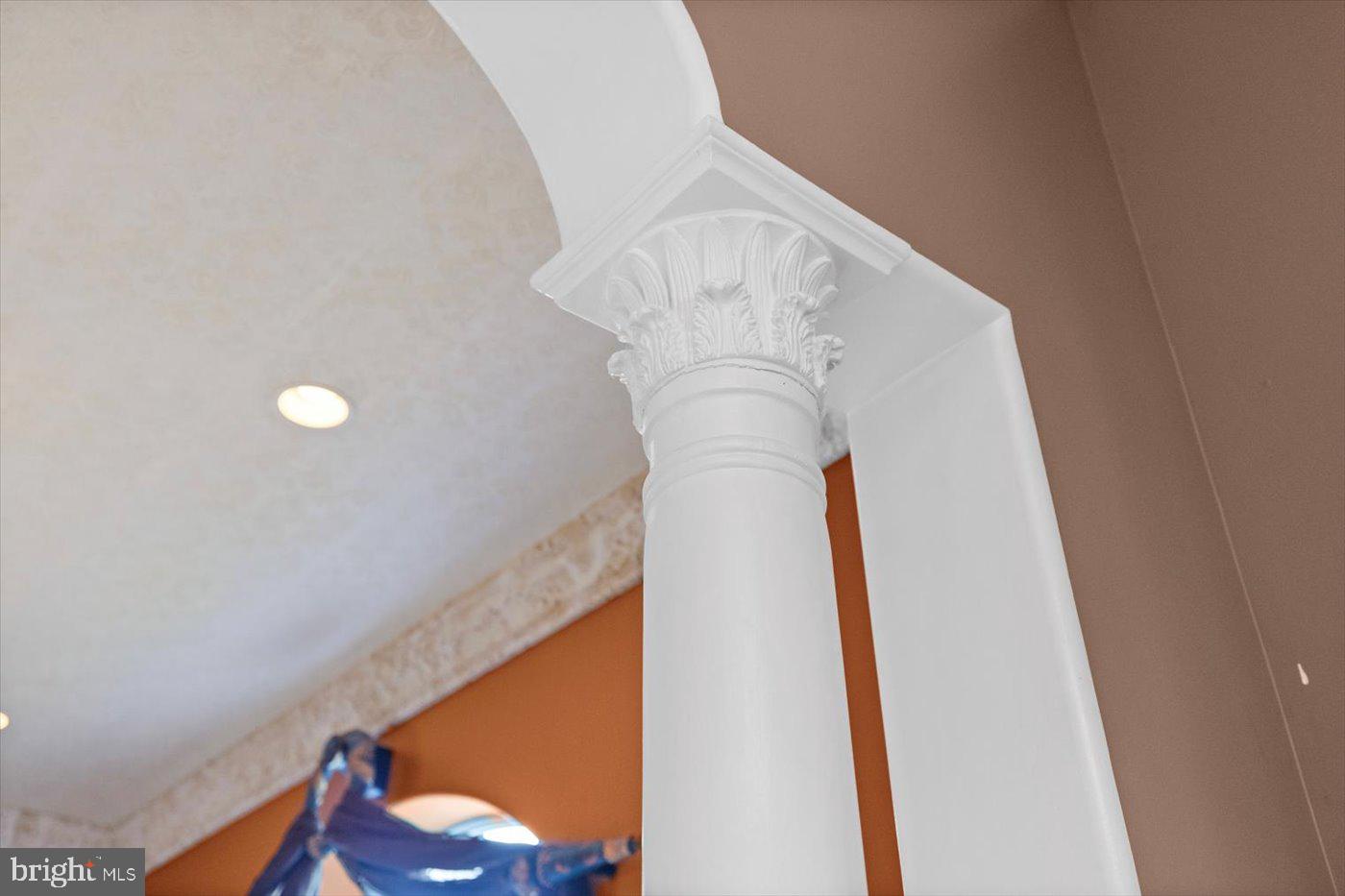 ROYAL OAKS - Residential