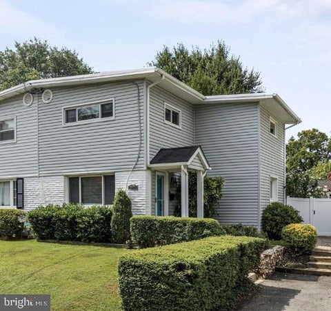 Townhouse For Rent - 10607 Maple Street<br/> Fairfax City County, FAIRFAX, VA 22030