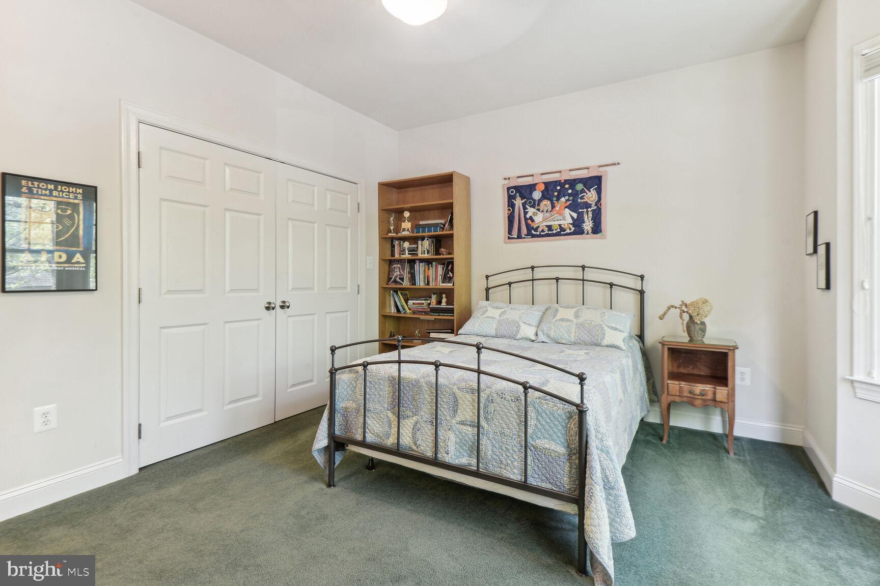 WOODMONT - Residential