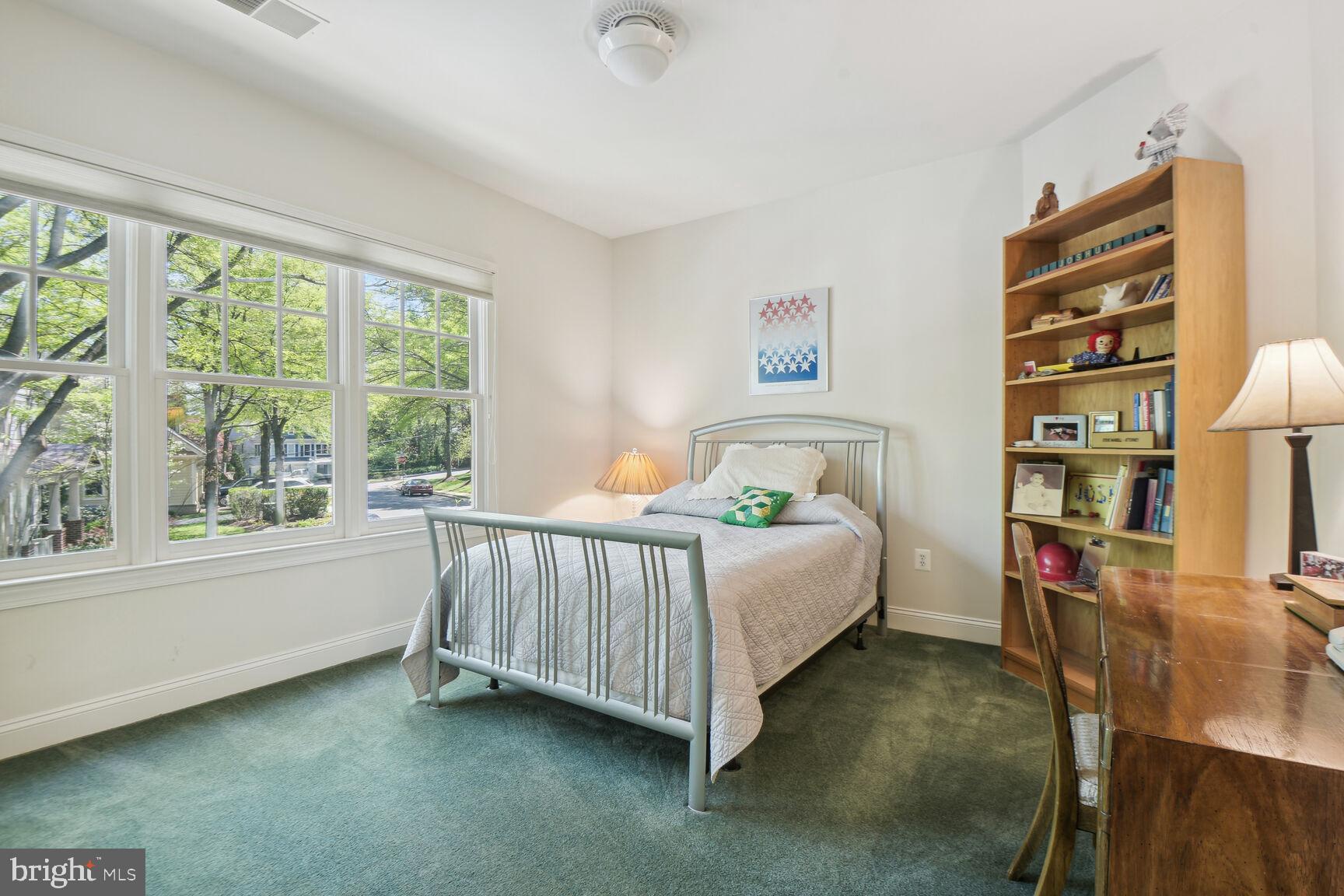 WOODMONT - Residential