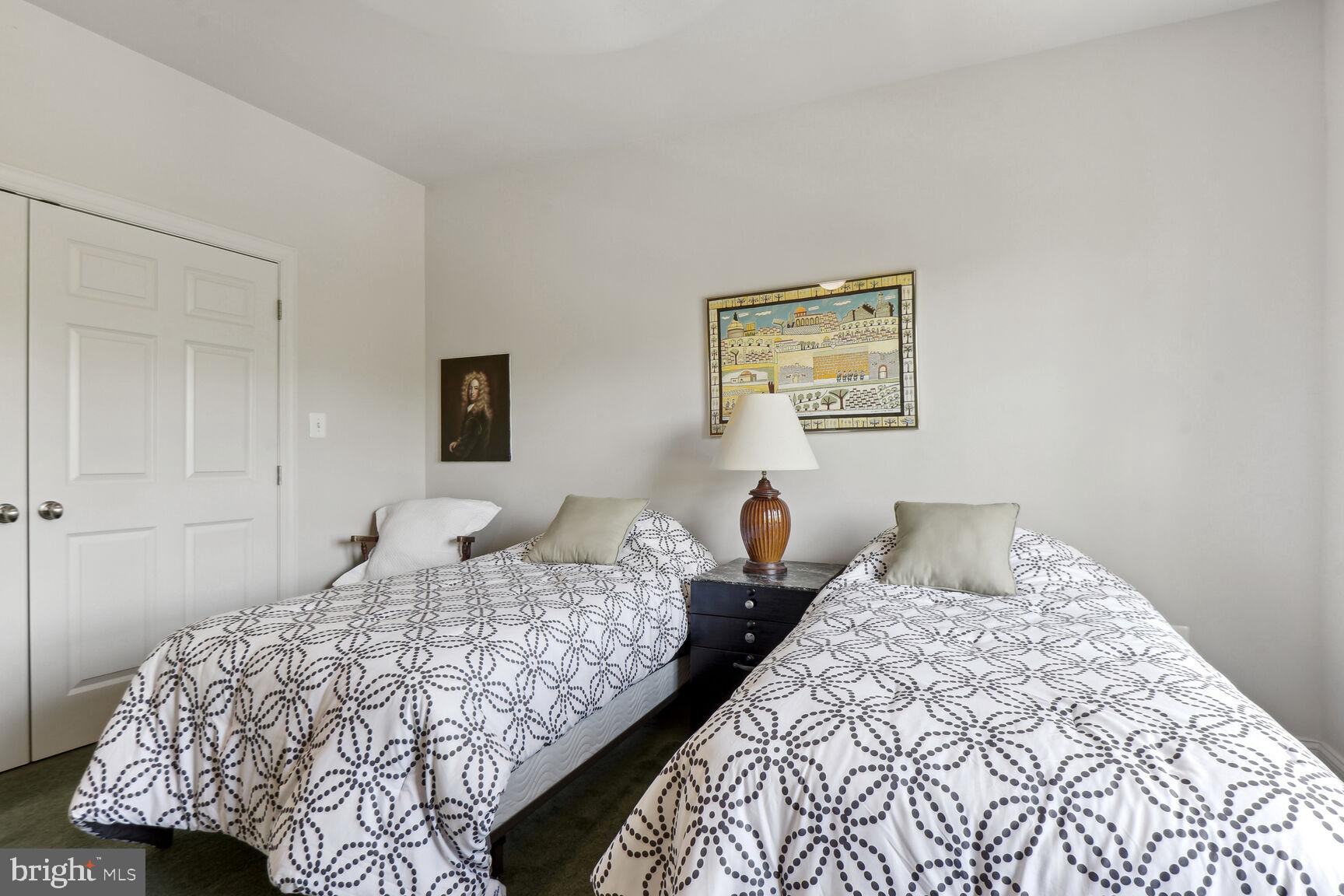 WOODMONT - Residential