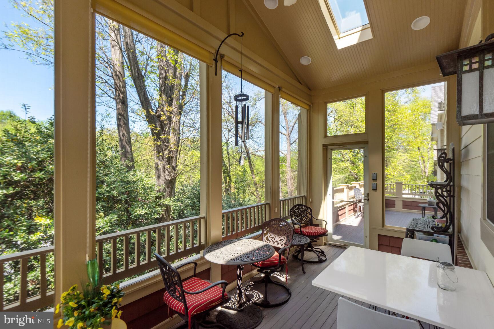 WOODMONT - Residential