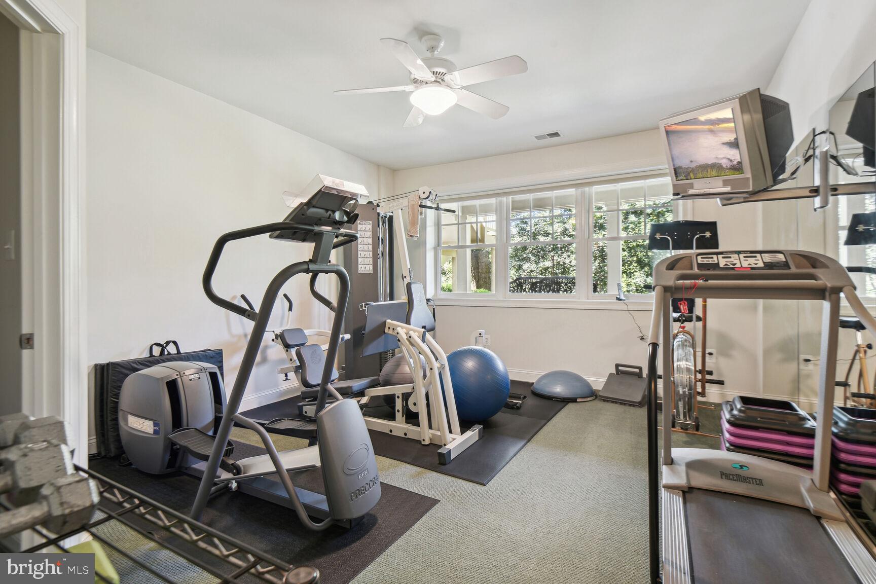 WOODMONT - Residential