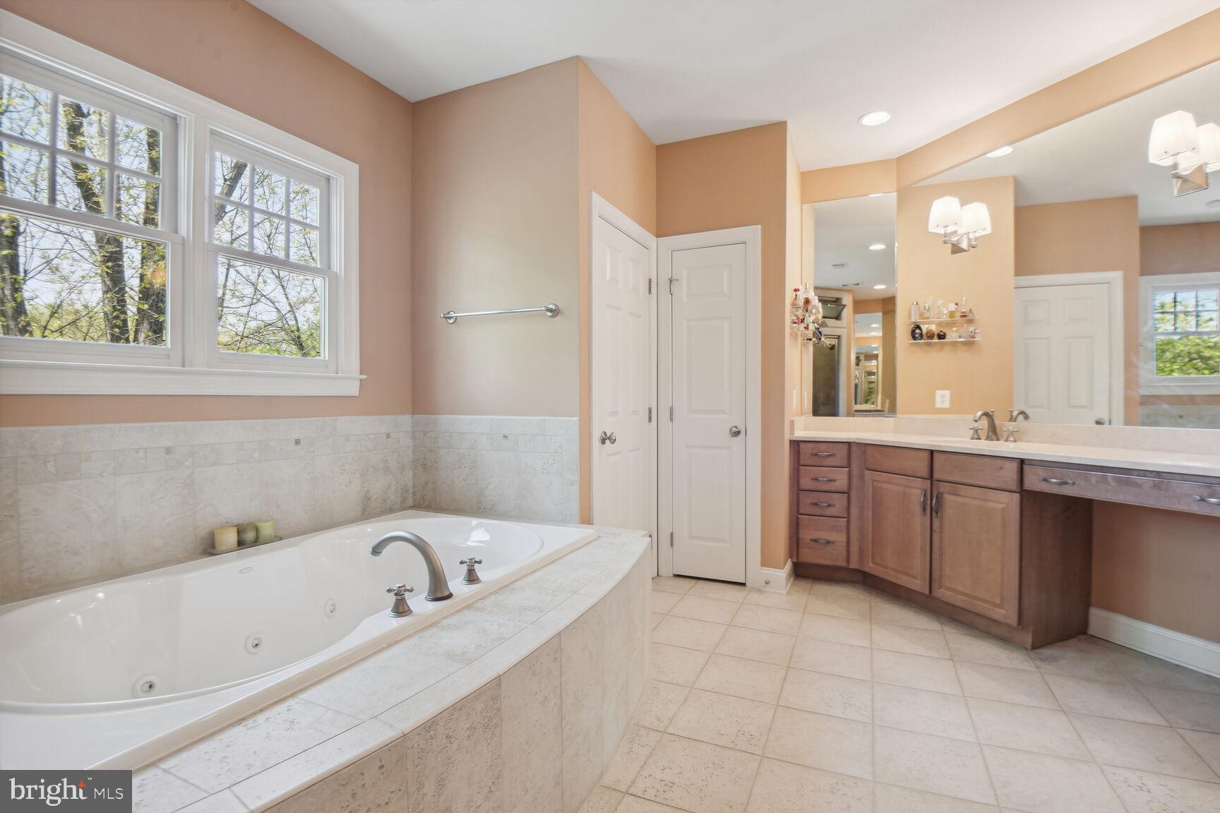 WOODMONT - Residential