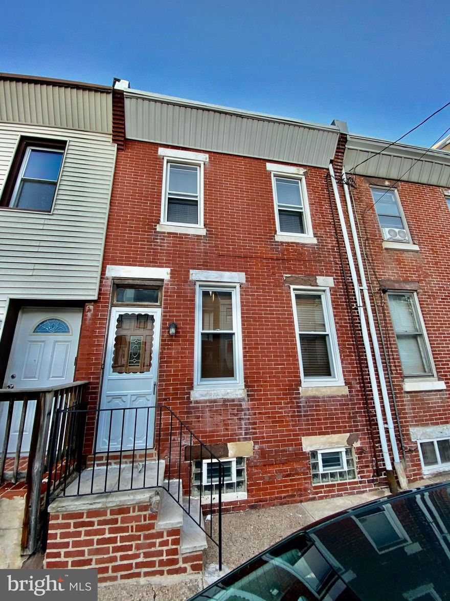 Rock solid row on a 15x95 lot on a great block in Bridesburg.   Wide open living area leads to kitchen w/ mud room + powder room.   2nd floor has two good sized bedrooms w/ closet space.    Gigantic master bathroom, could convert his one back to a 3bed/1.5 bath.   Bone dry basement w/ good ceiling height for storage.   Mechanicals appear to be in solid, working condition.    Huge back yard.   House is being offered below market rate for a quick sale.    This one is rent ready + cash flowing w/ a  little haircut and a shave.  Sold in 100% "as-is" condition, seller will not accept any inspection contingencies.  Cash or conventional only.