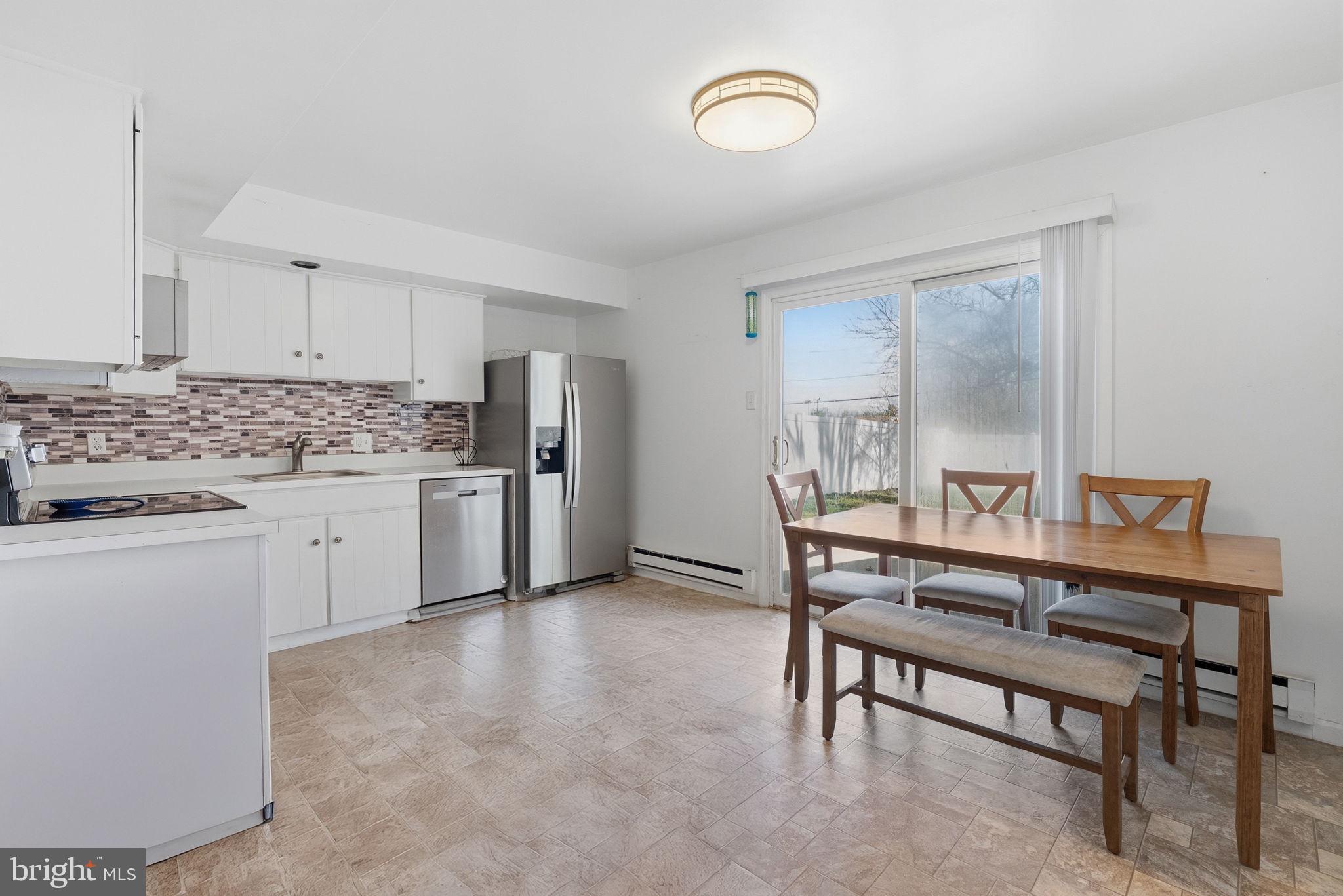 CEDAR GROVE ESTS - Residential