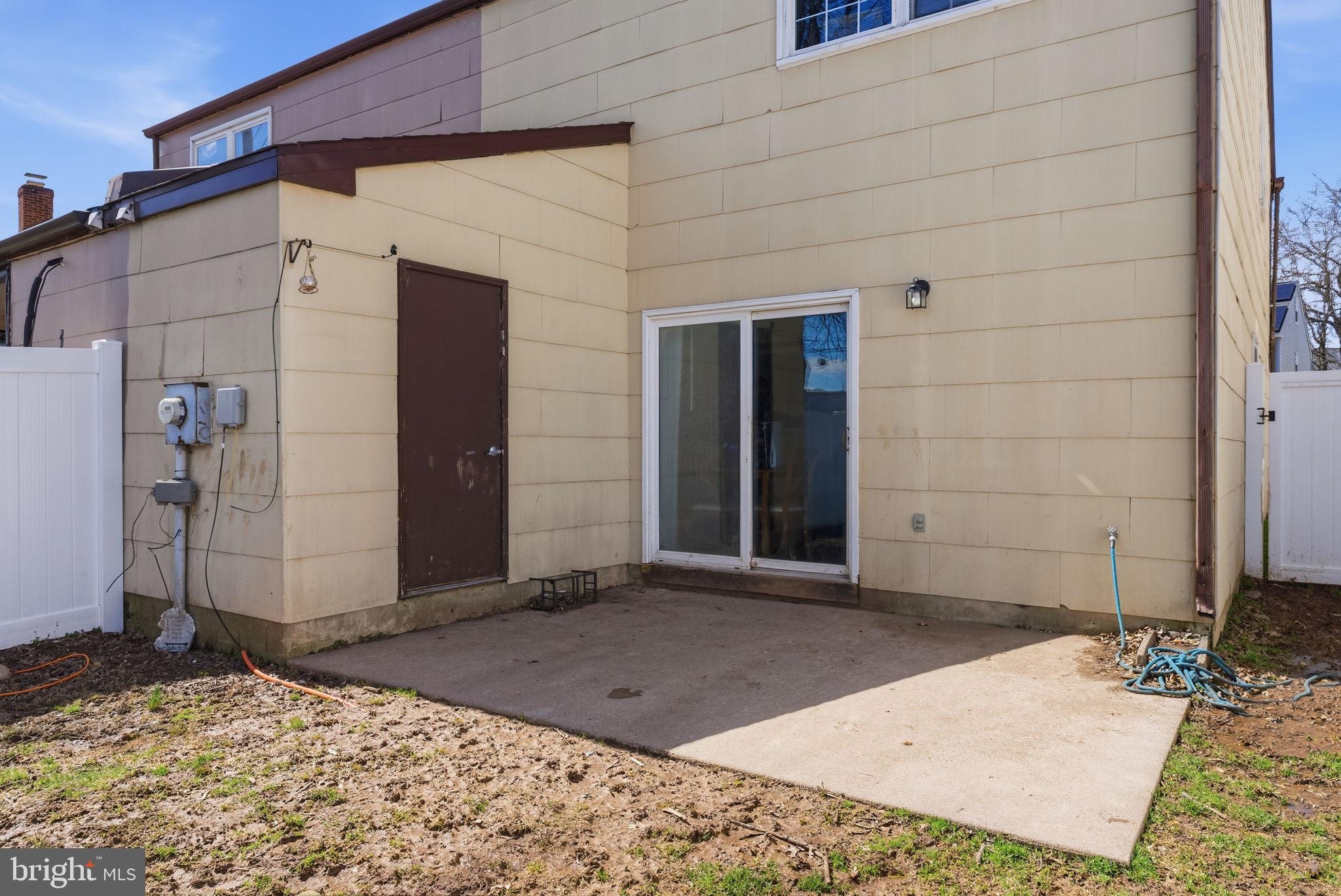 CEDAR GROVE ESTS - Residential