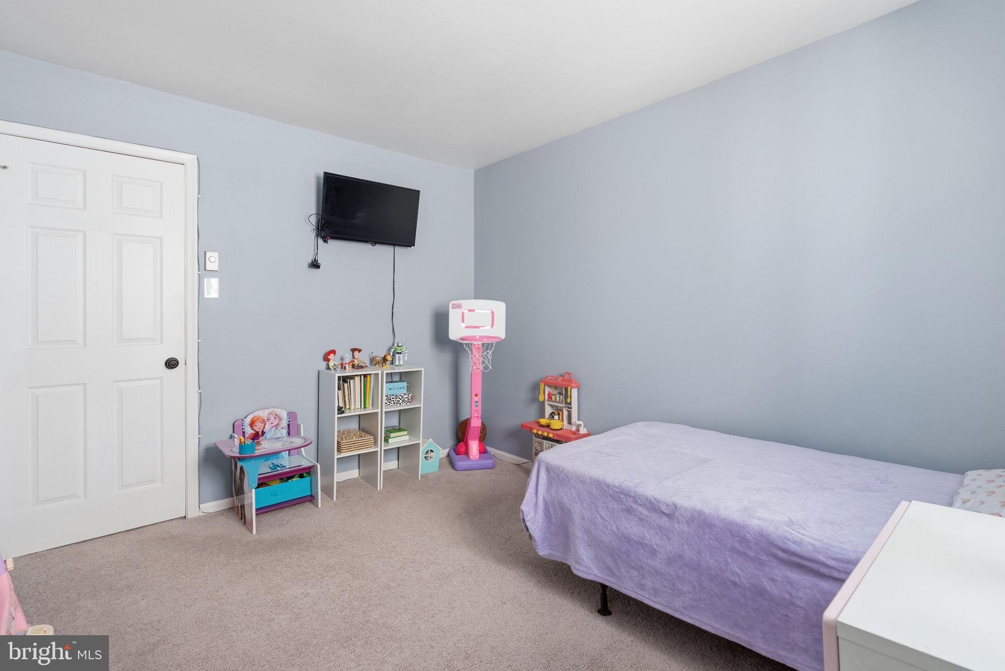 CEDAR GROVE ESTS - Residential