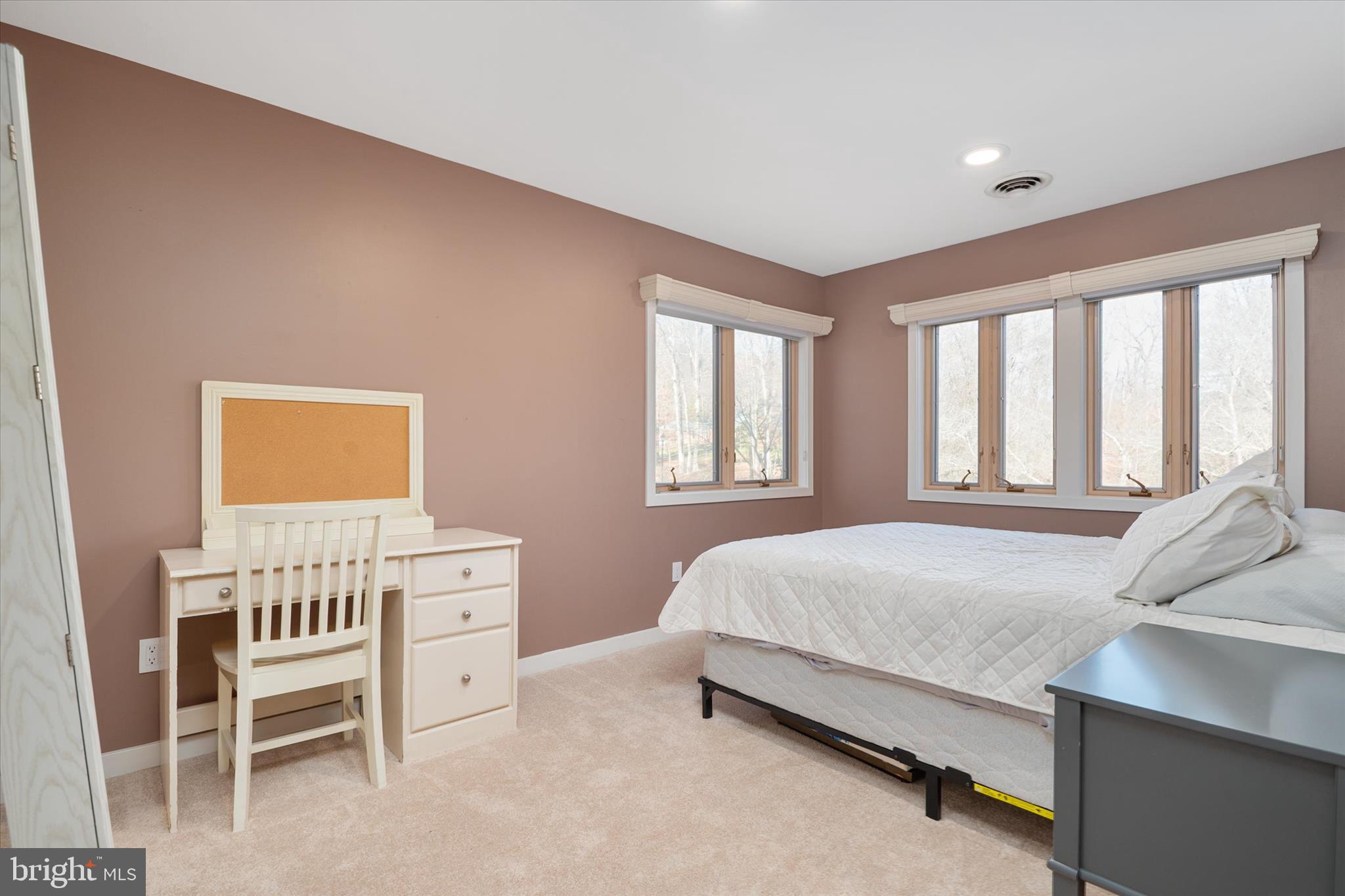 BELVOIR FARMS - Residential