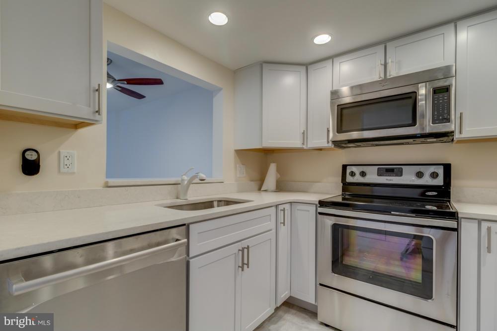 THOREAU PLACE CONDOS - Residential Lease