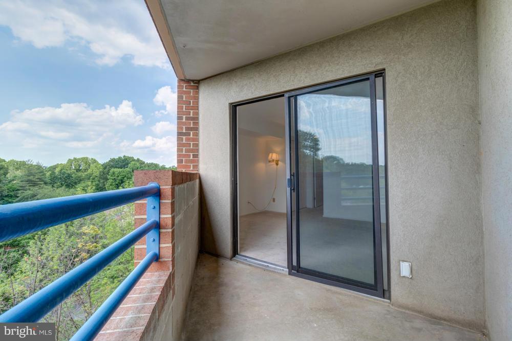 THOREAU PLACE CONDOS - Residential Lease