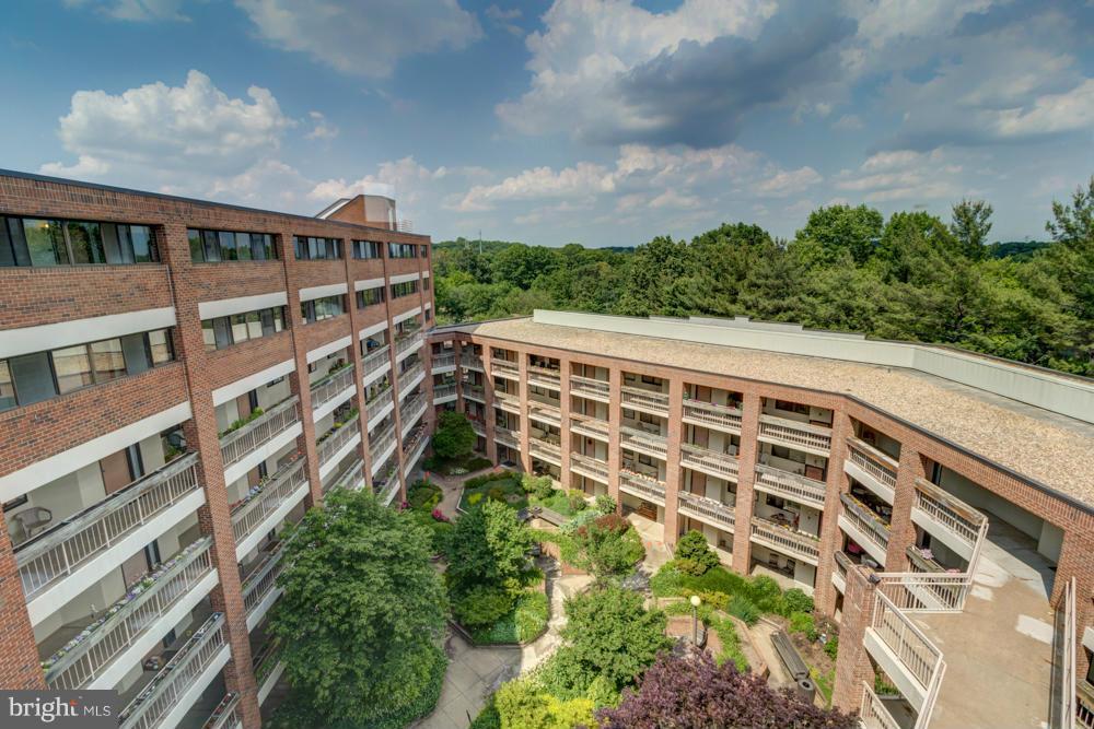 THOREAU PLACE CONDOS - Residential Lease