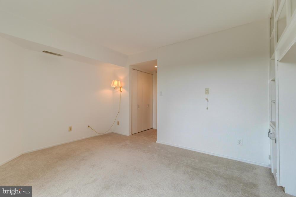 THOREAU PLACE CONDOS - Residential Lease