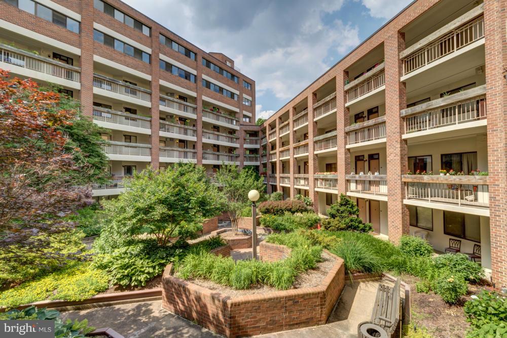 THOREAU PLACE CONDOS - Residential Lease