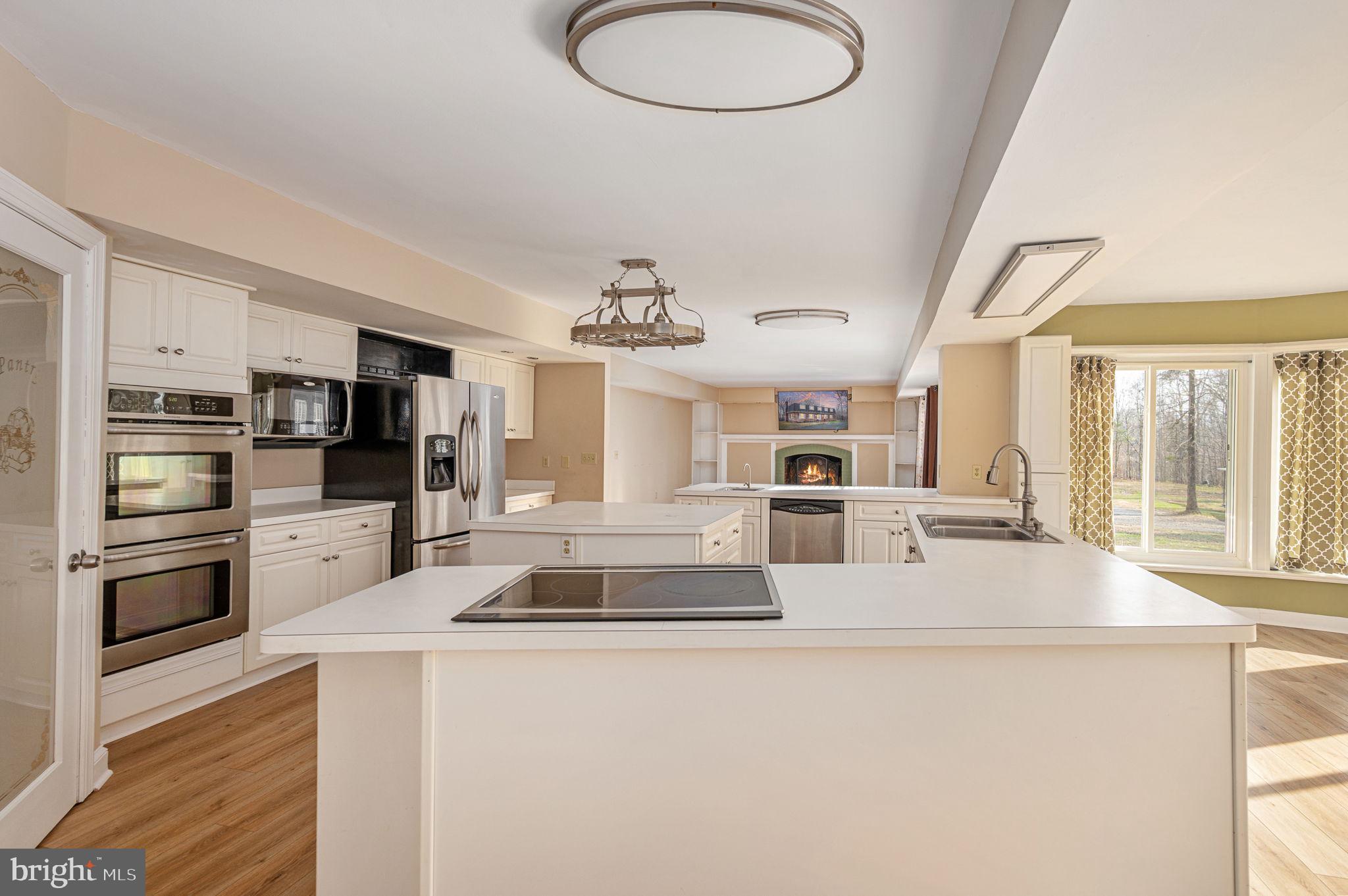 RIVER RIDGE ESTATES - Residential