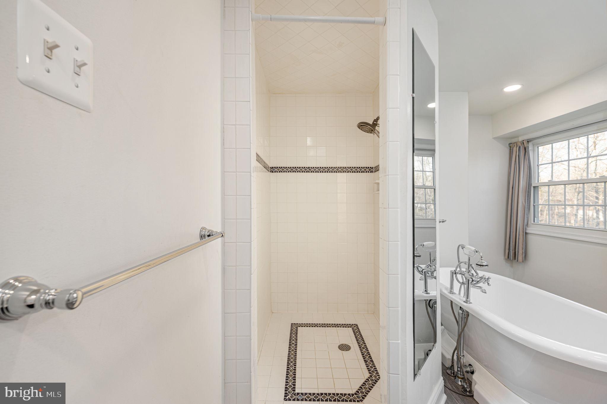 RIVER RIDGE ESTATES - Residential