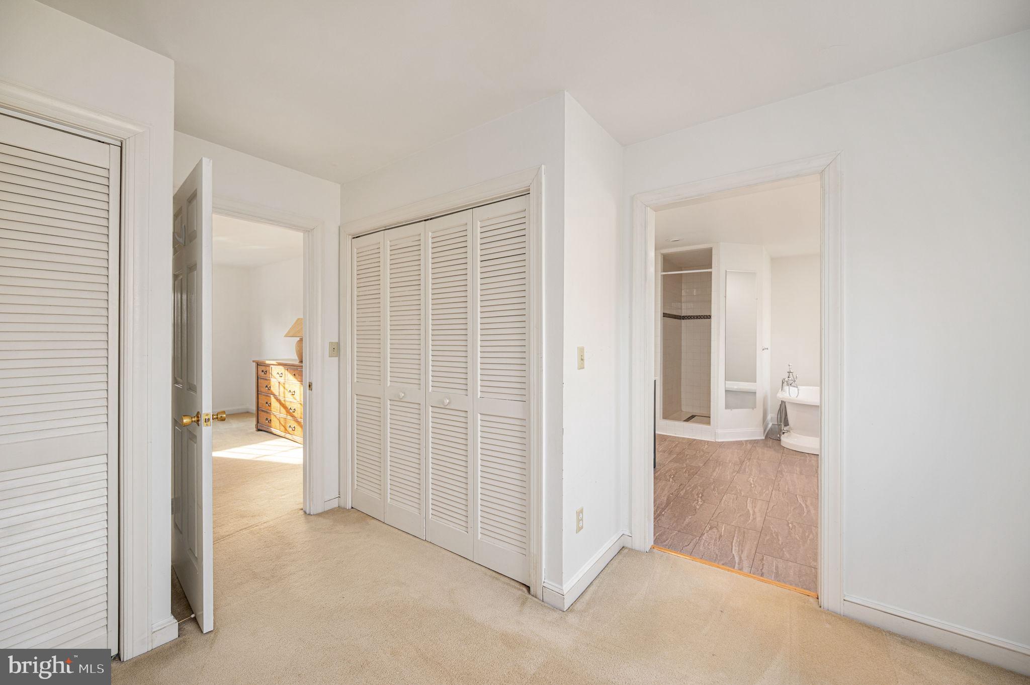 RIVER RIDGE ESTATES - Residential