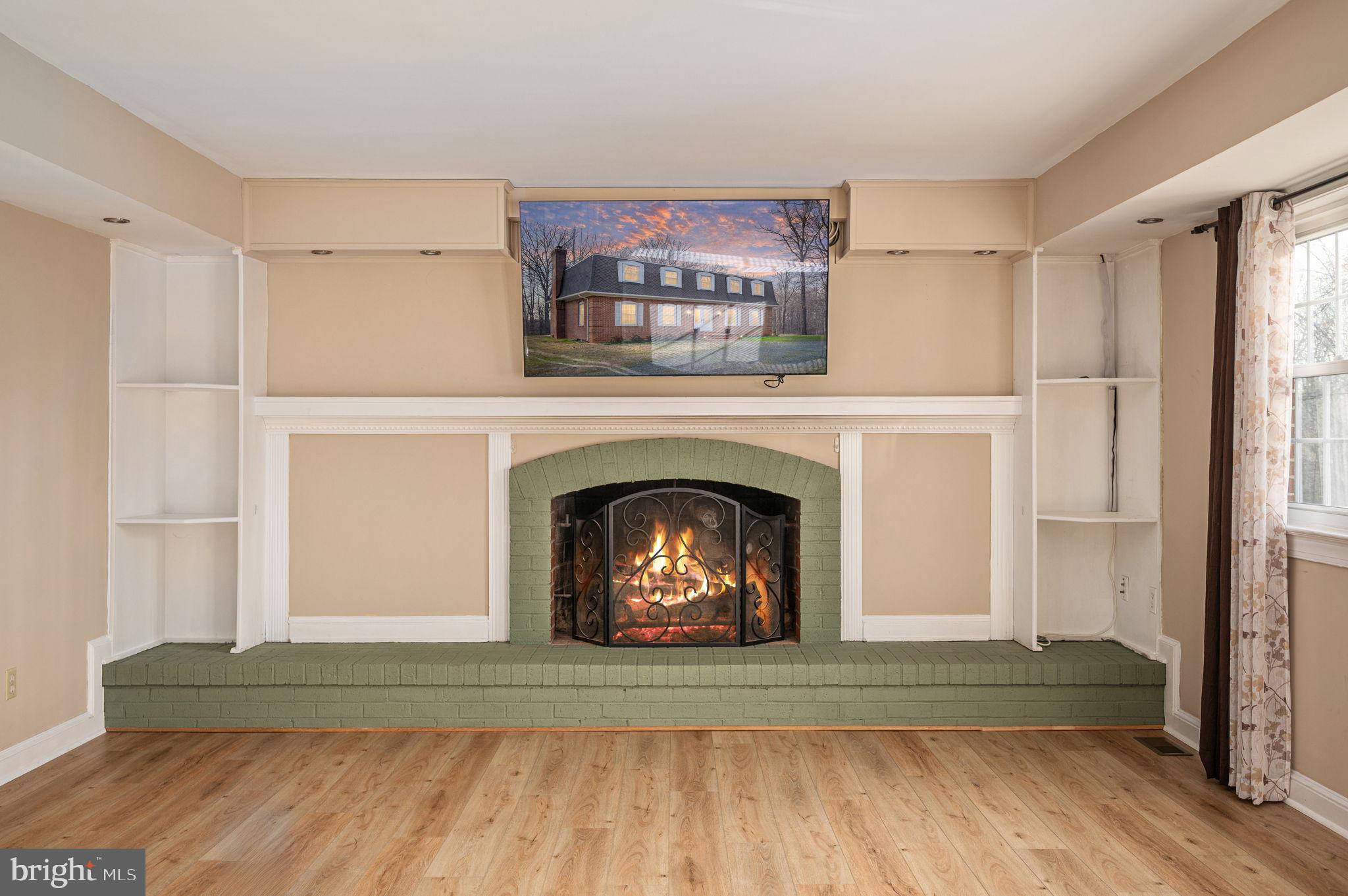 RIVER RIDGE ESTATES - Residential