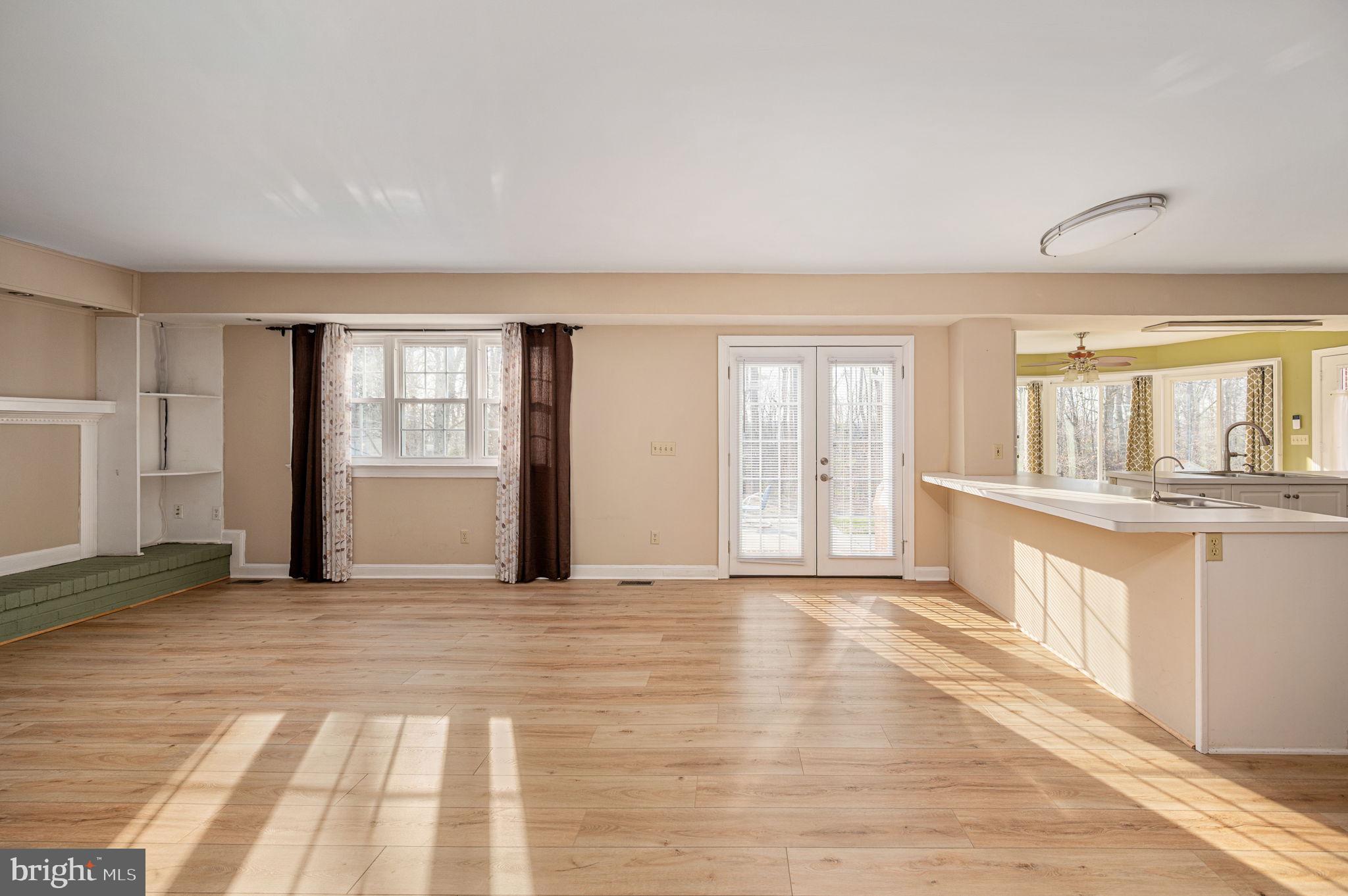 RIVER RIDGE ESTATES - Residential